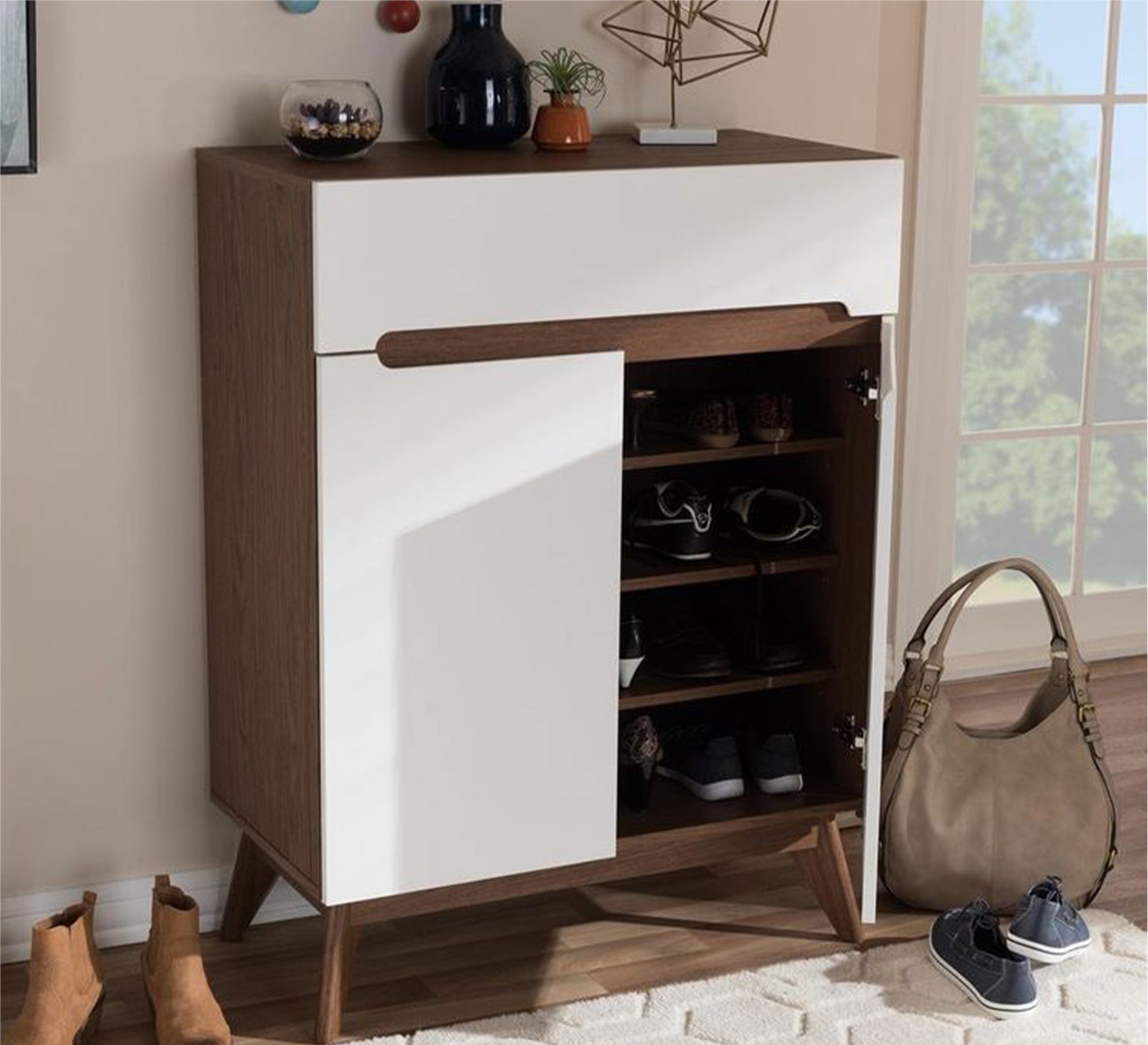 Shoe rack with high beech legs - Vitrine Furniture - Furniture