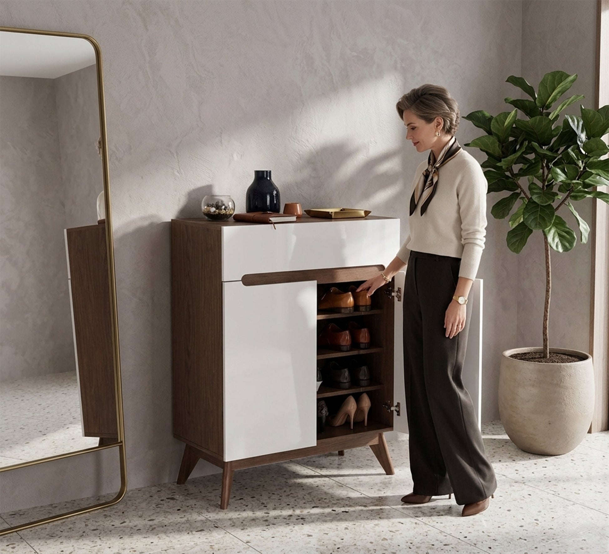 Shoe rack with high beech legs - Vitrine Furniture - Shoe Racks