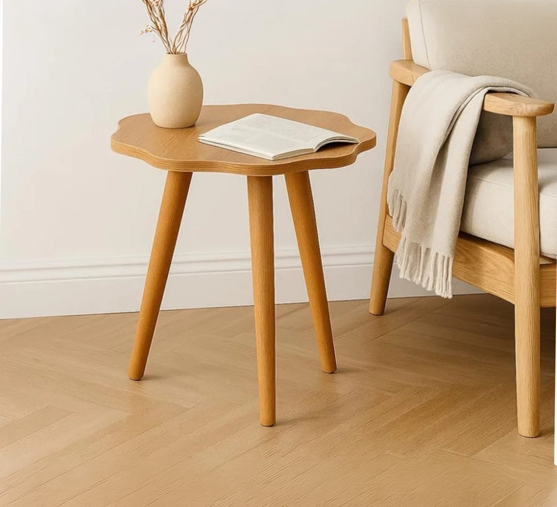 Side table with a rose-shaped top - Vitrine Furniture - Side Tables