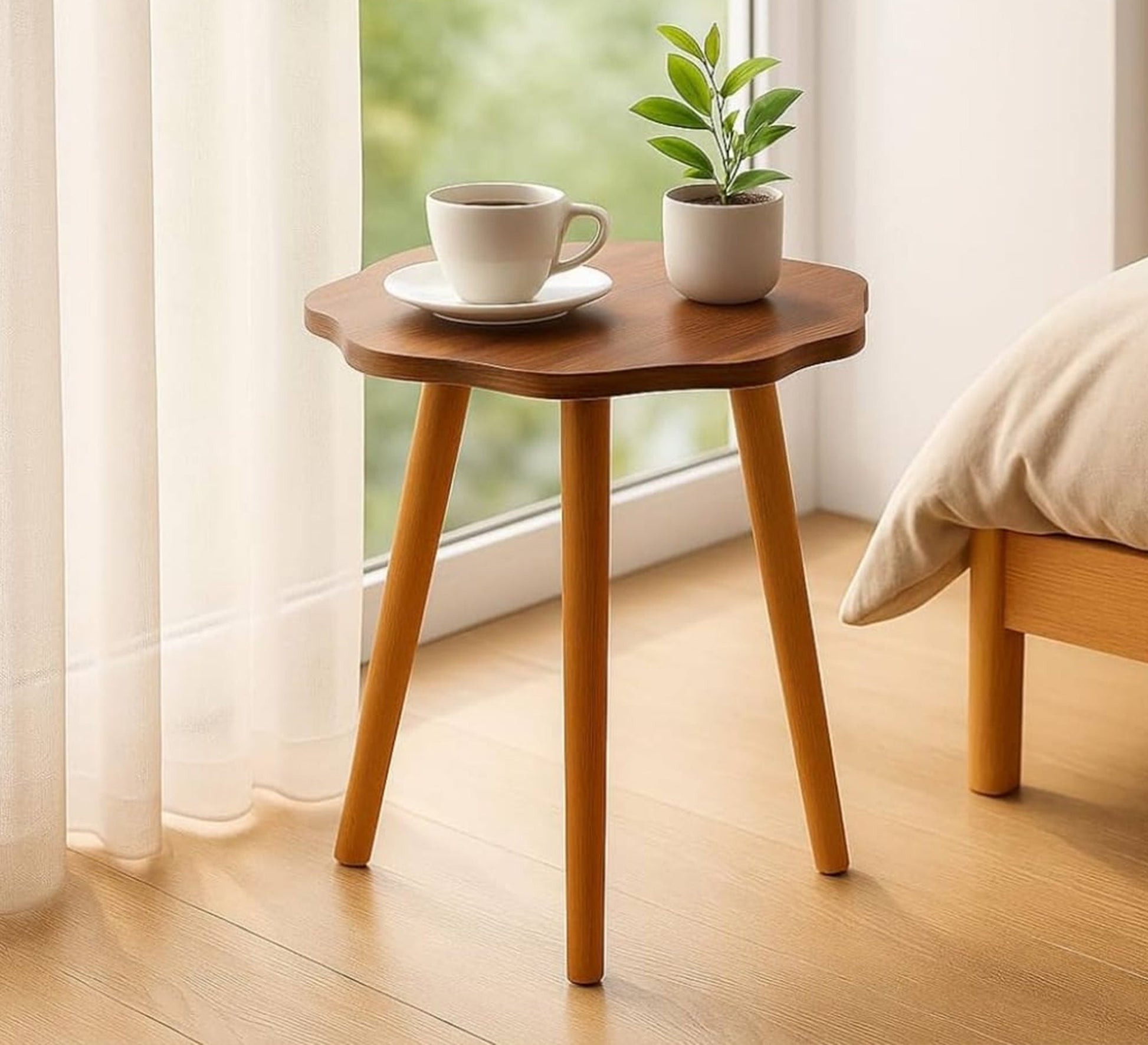 Side table with a rose-shaped top - Vitrine Furniture - Side Tables