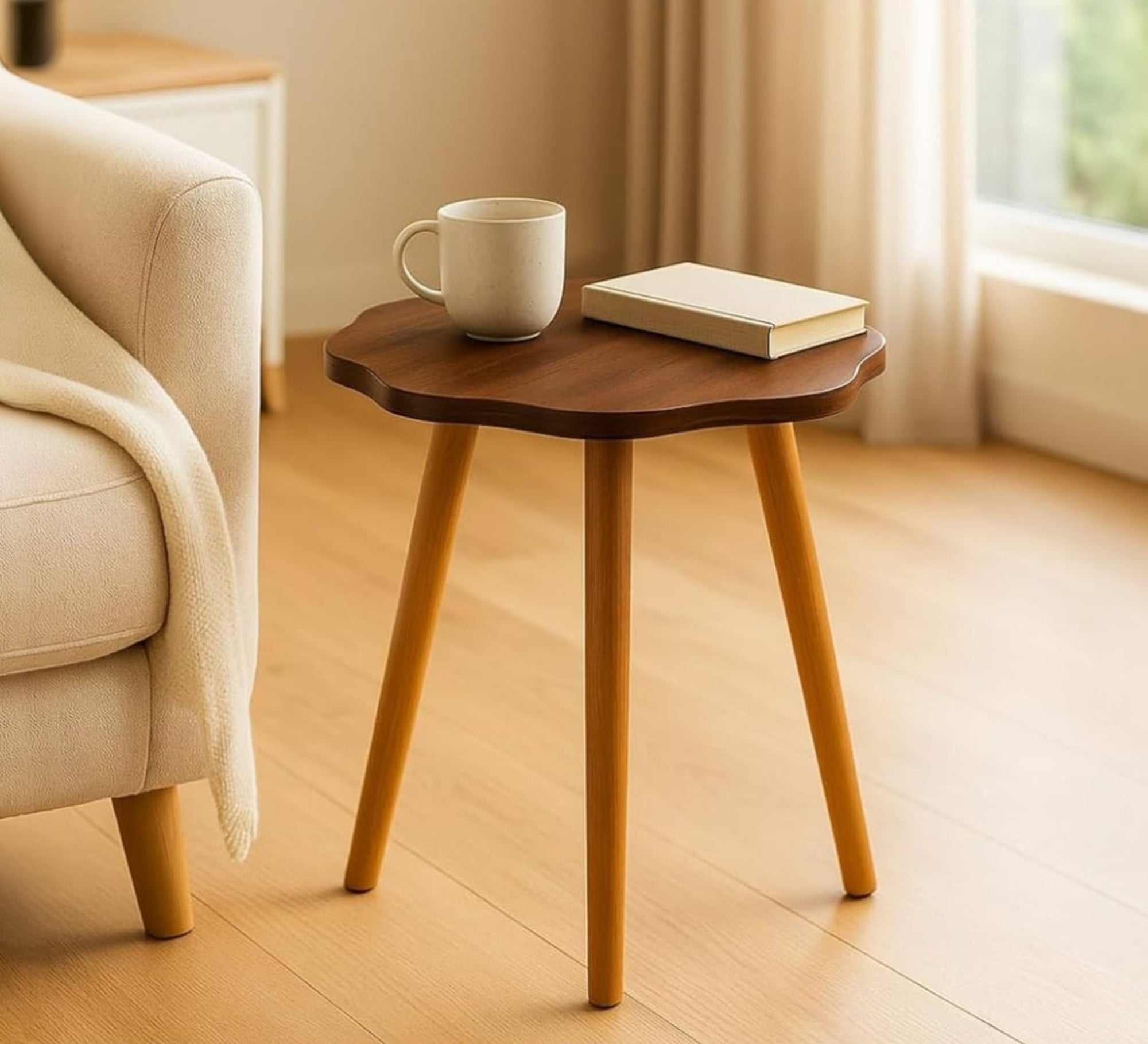 Side table with a rose-shaped top - Vitrine Furniture - Side Tables