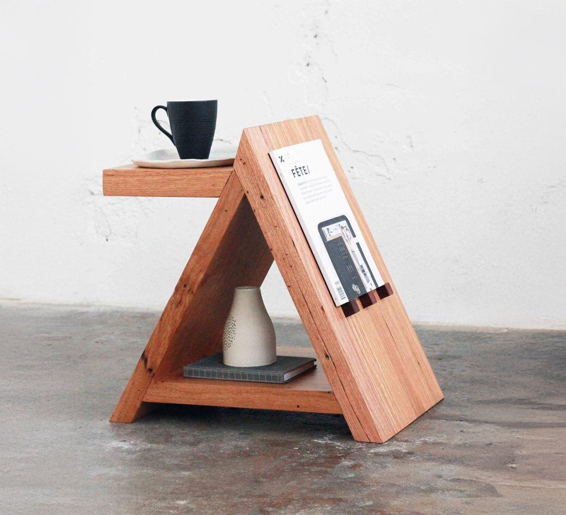 Side table with a triangular base - Vitrine Furniture - Furniture