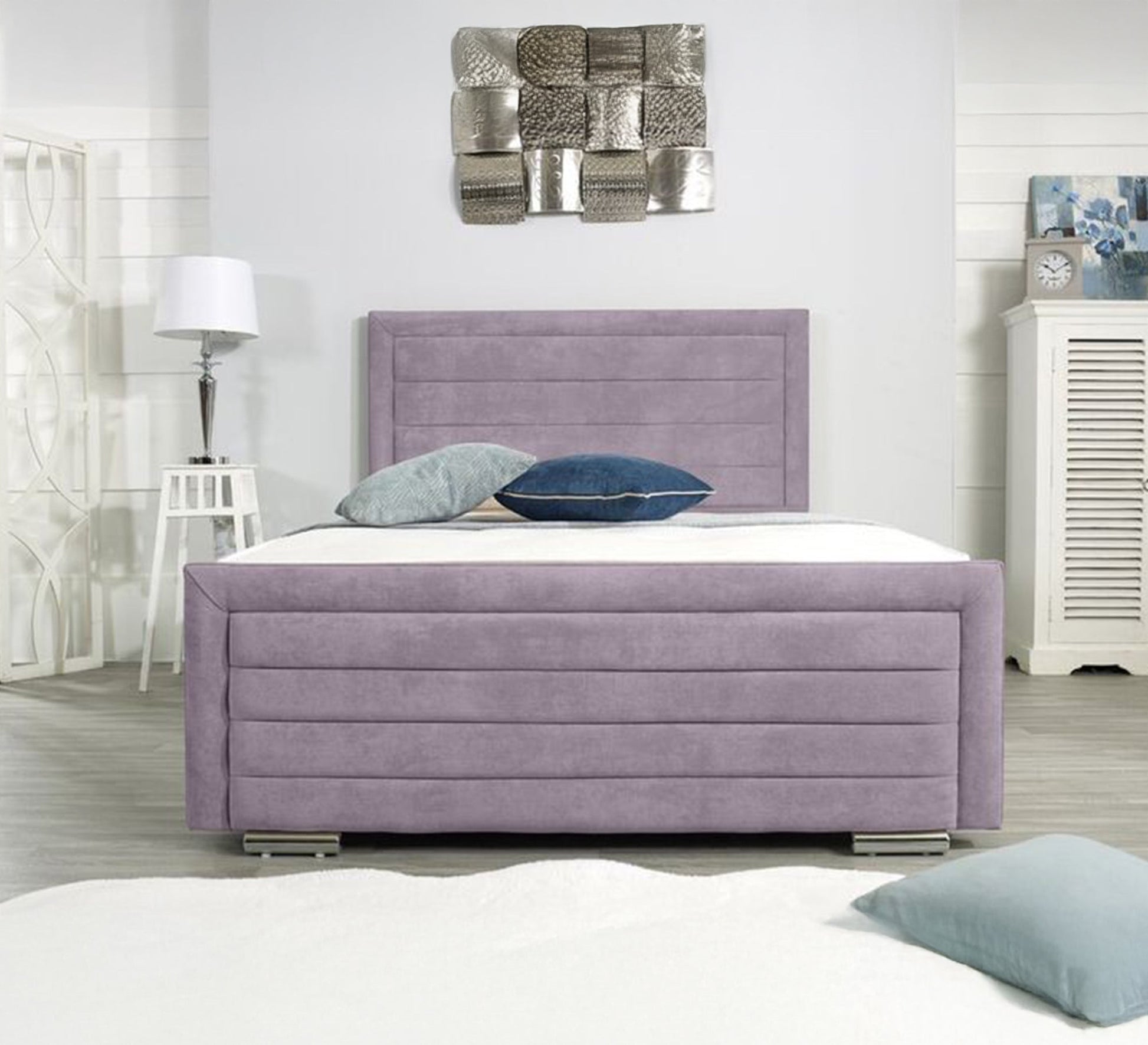 Simple and elegant design in a soothing, calm color - Vitrine Furniture - Furniture