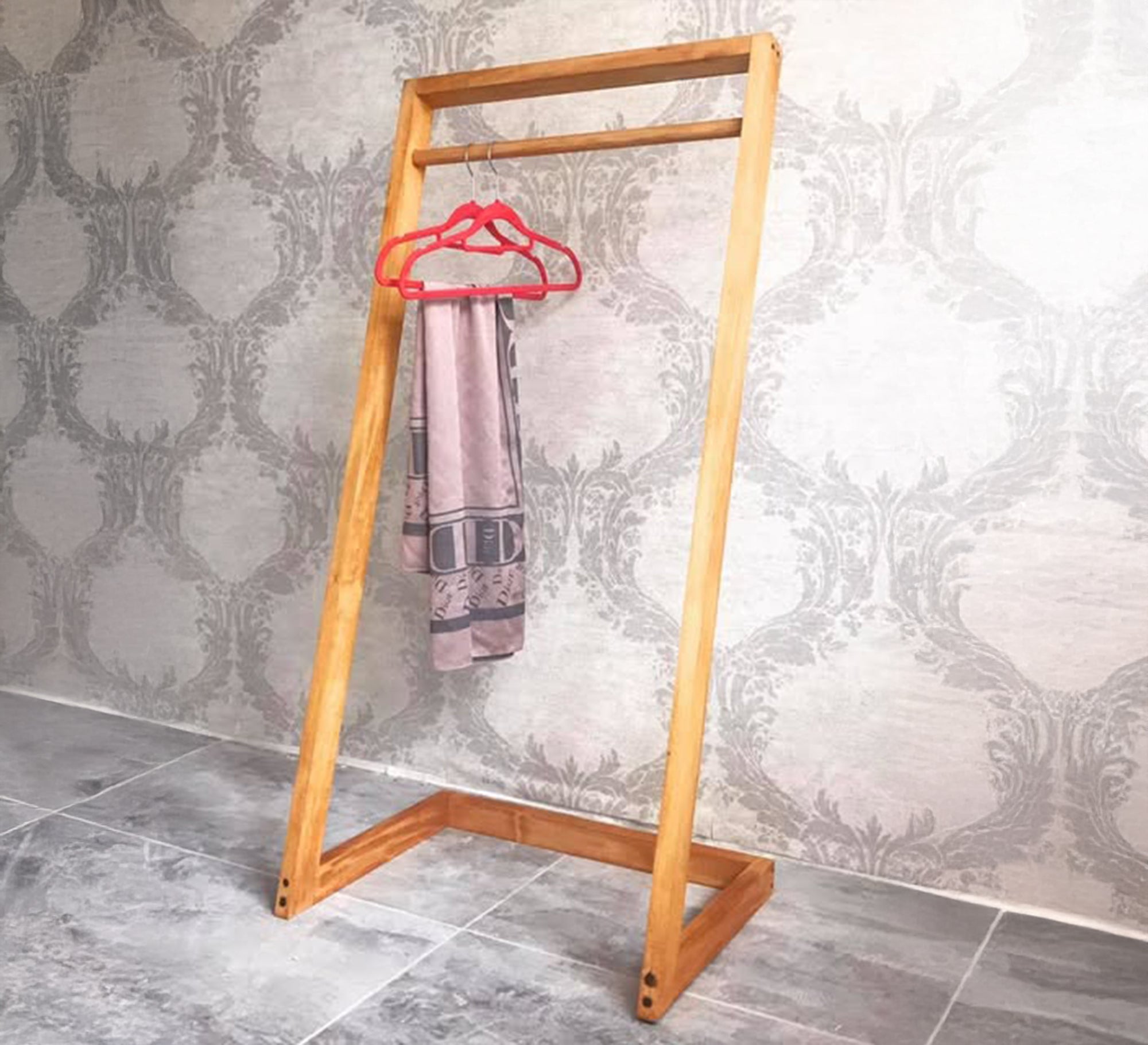 Slanted wooden stand hanger - Vitrine Furniture - Furniture