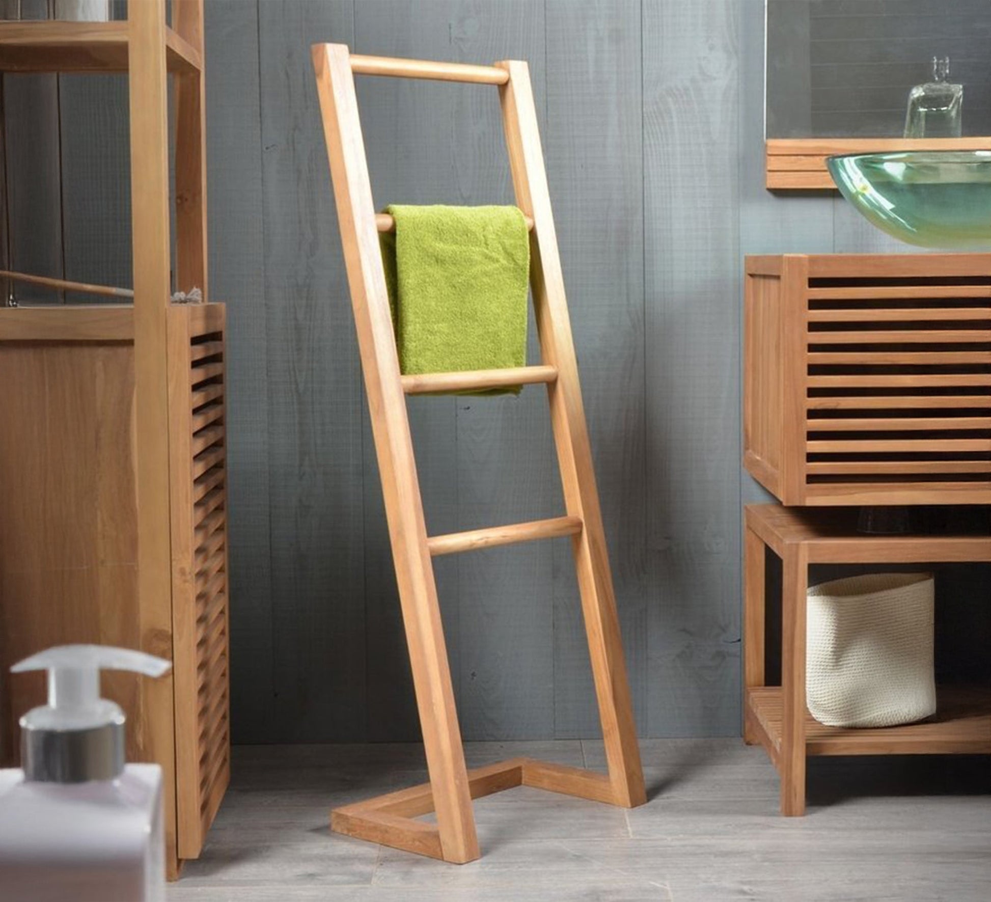 Sloping Bathroom Towel Rack - Vitrine Furniture - Furniture