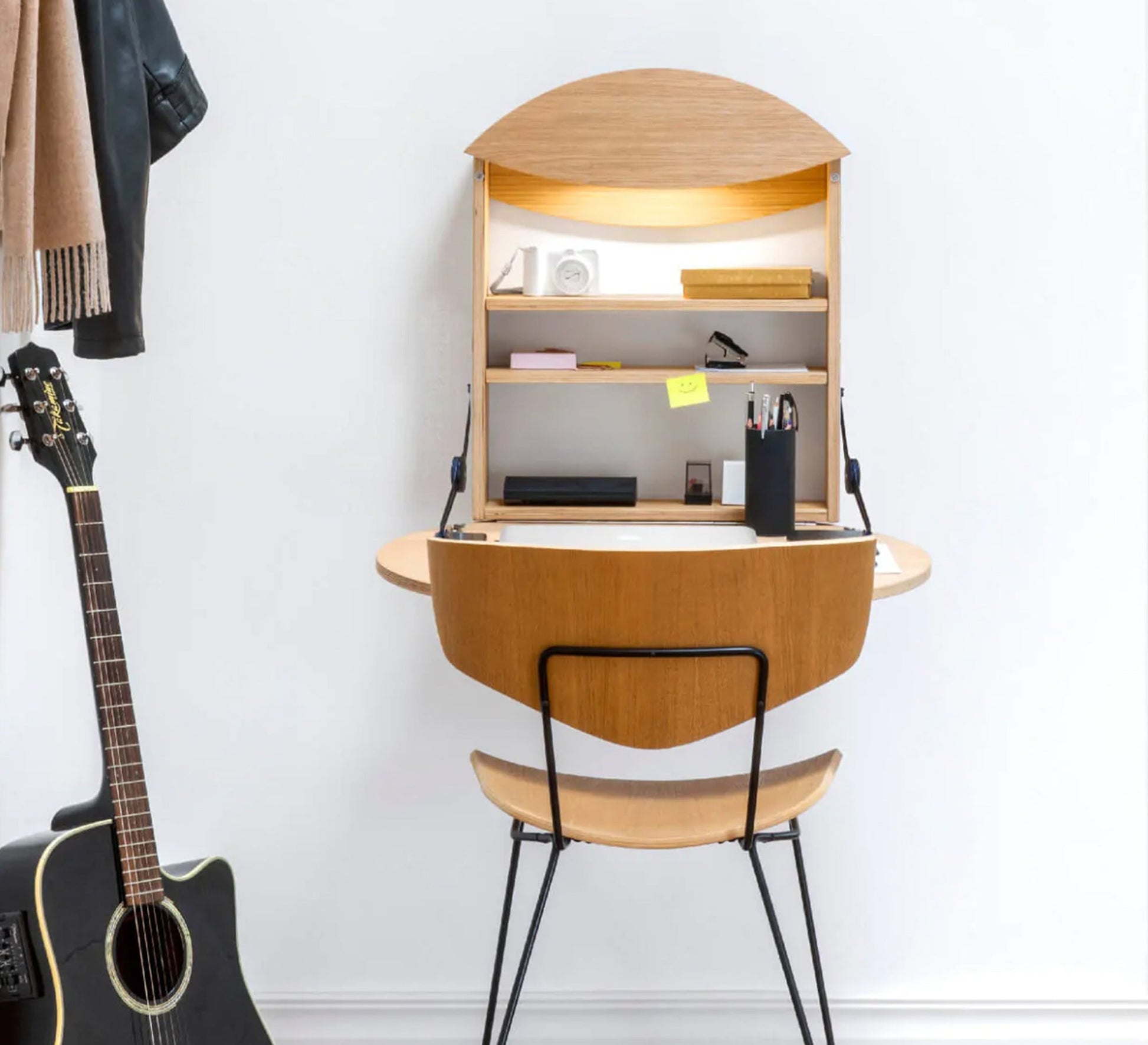 Smart circular hanging desk - Vitrine Furniture - Furniture