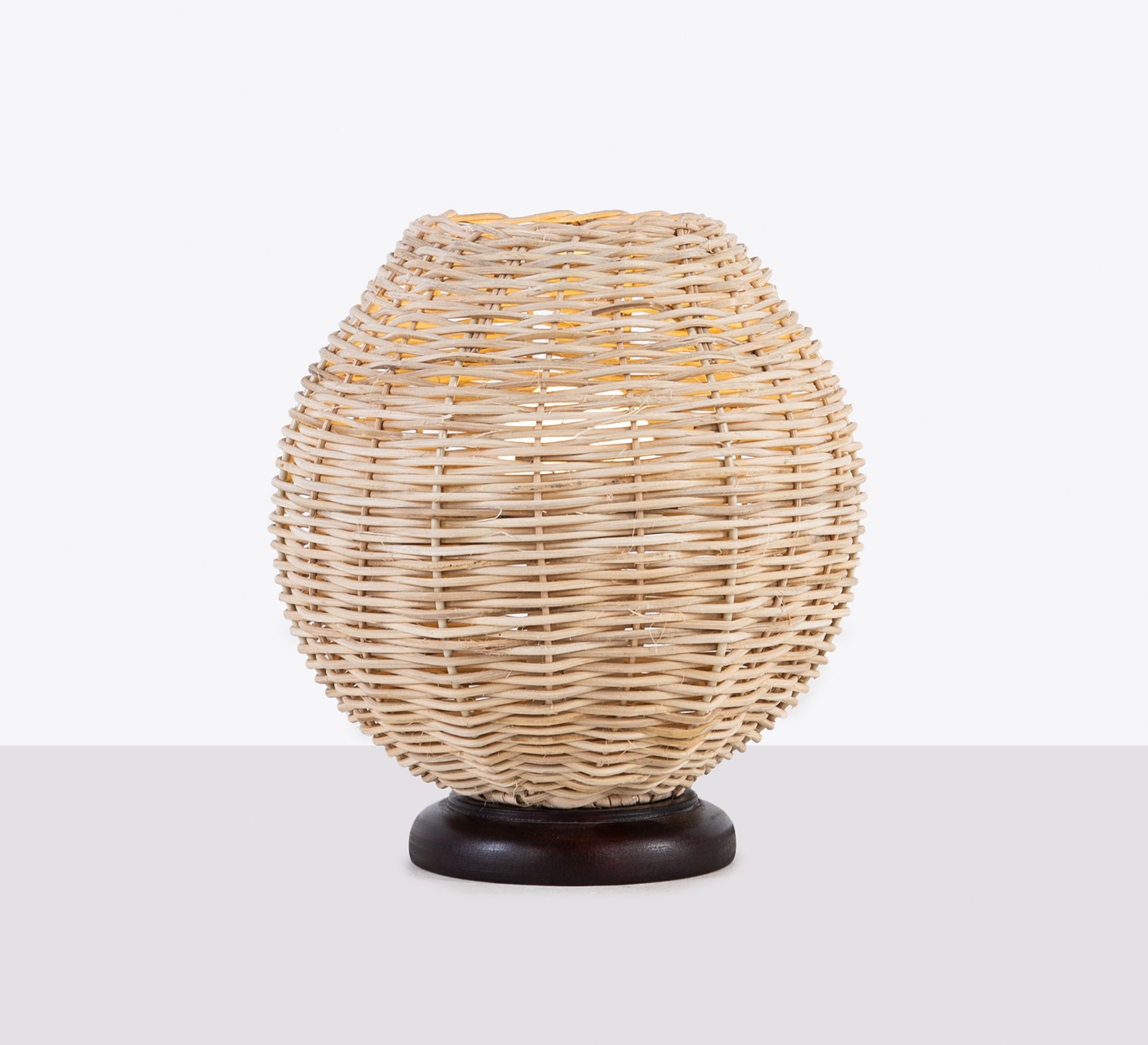 Spherical bamboo lampshade - Vitrine Furniture - Lighting