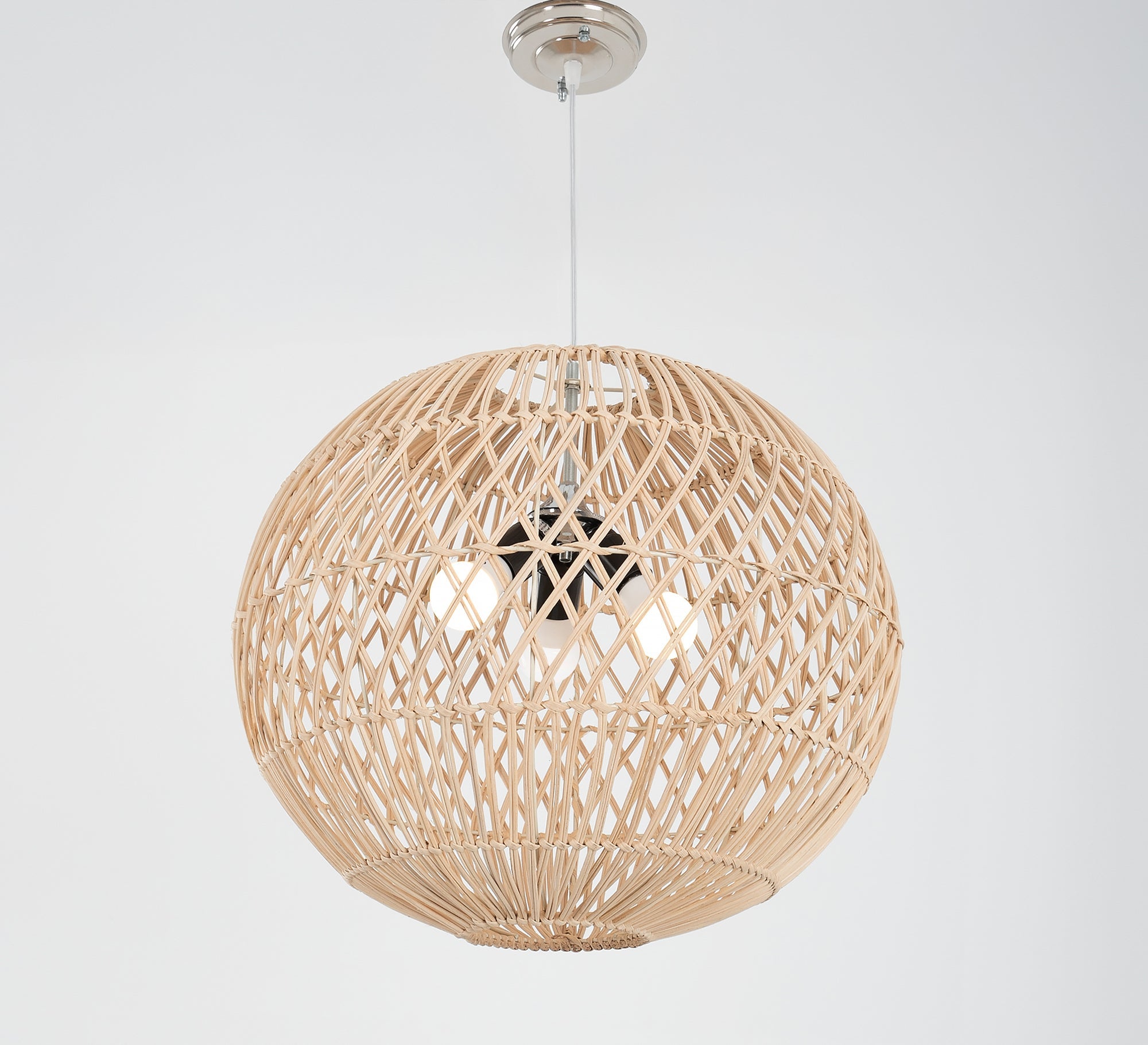 Spherical chandelier with an openwork design - Vitrine Furniture - Ceiling lights