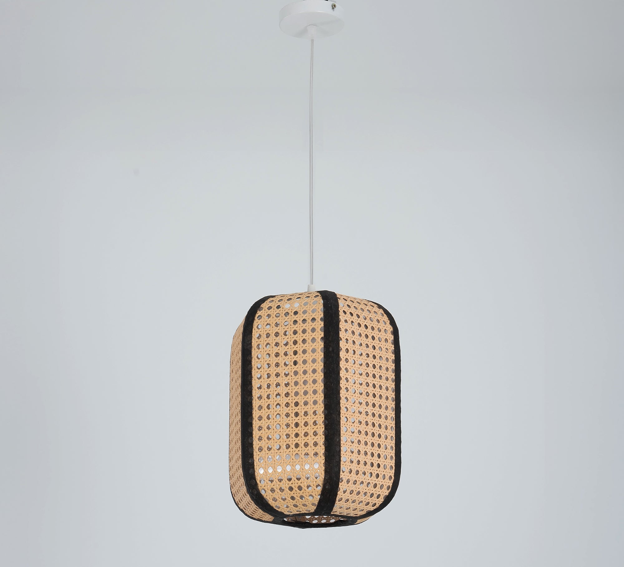 Spherical chandelier with fine perforations - Vitrine Furniture - Ceiling lights