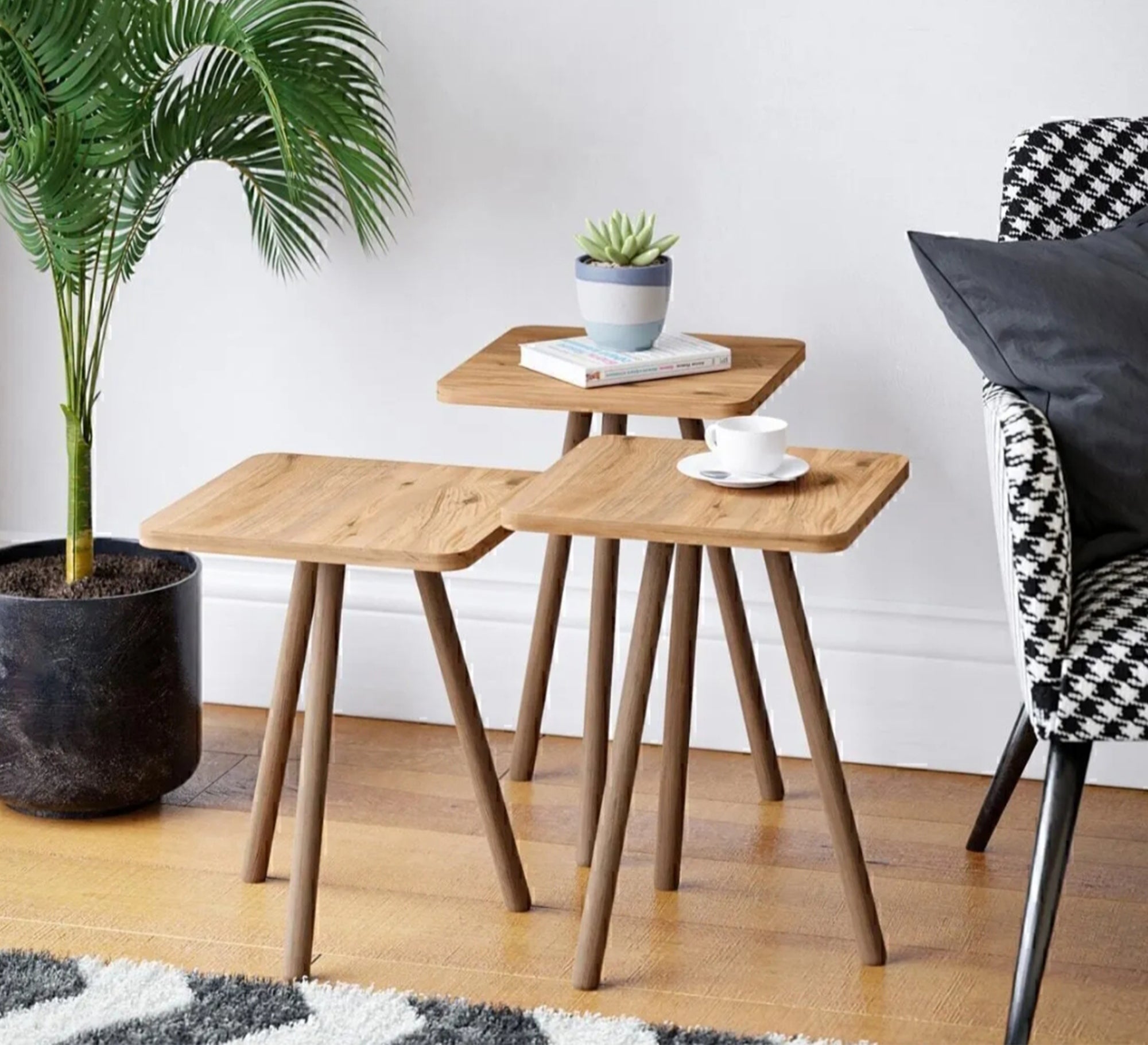 Square side tables are breathtakingly beautiful - Vitrine Furniture - Side Tables