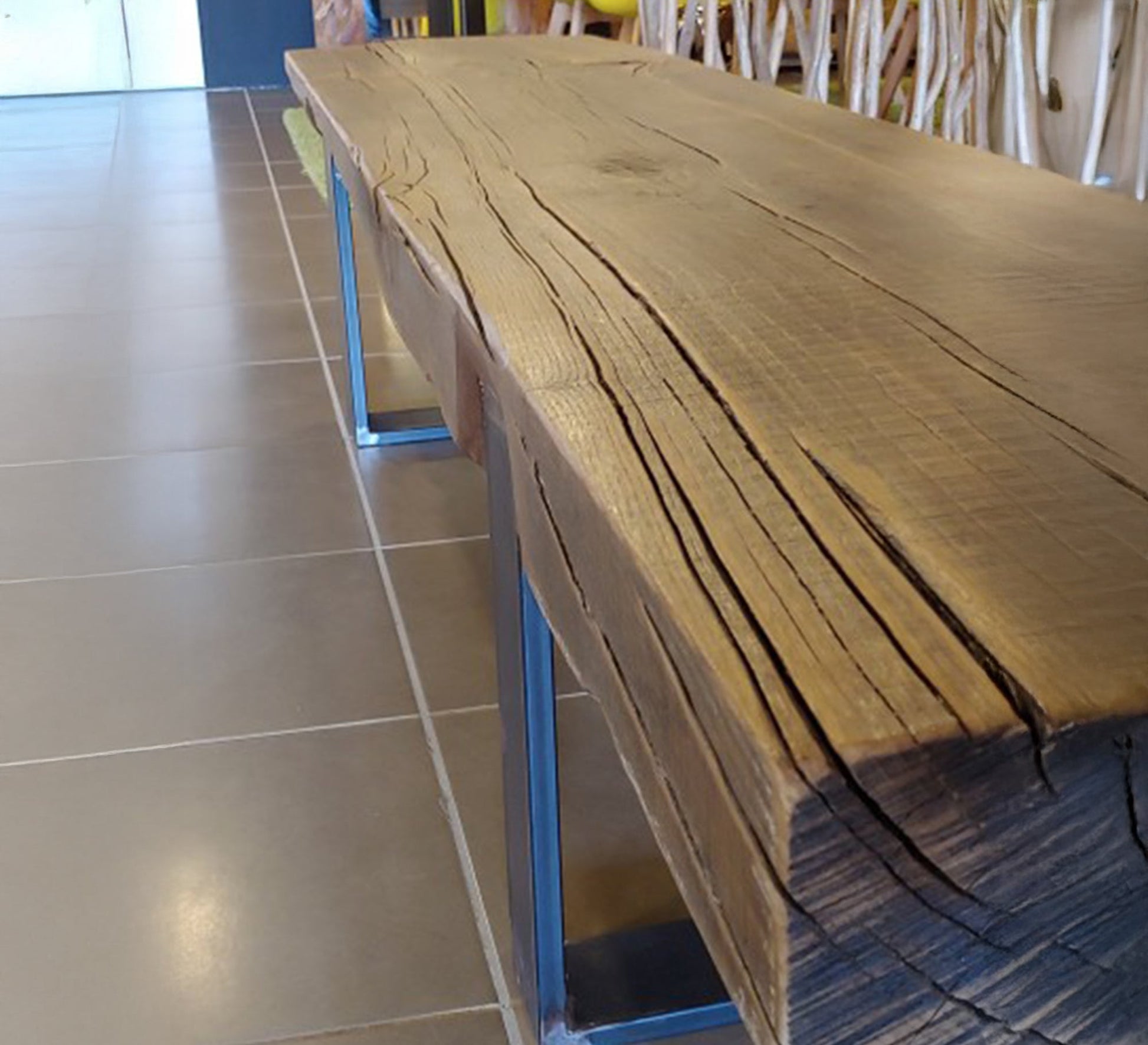 Sturdy wooden bench - Vitrine Furniture - Outdoor Products