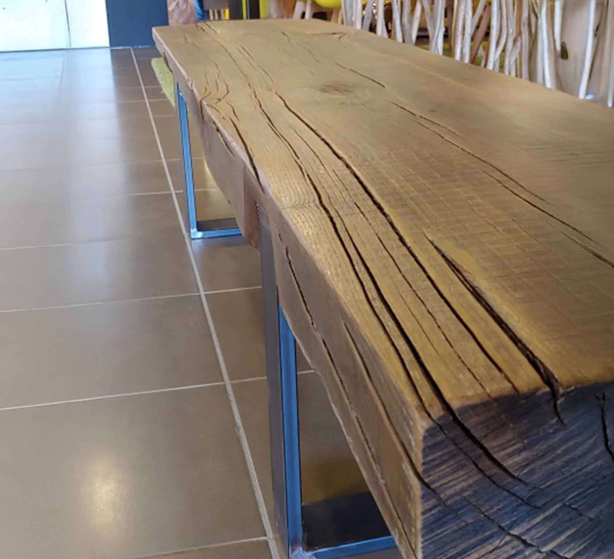 Sturdy wooden bench - Vitrine Furniture - Outdoor Products