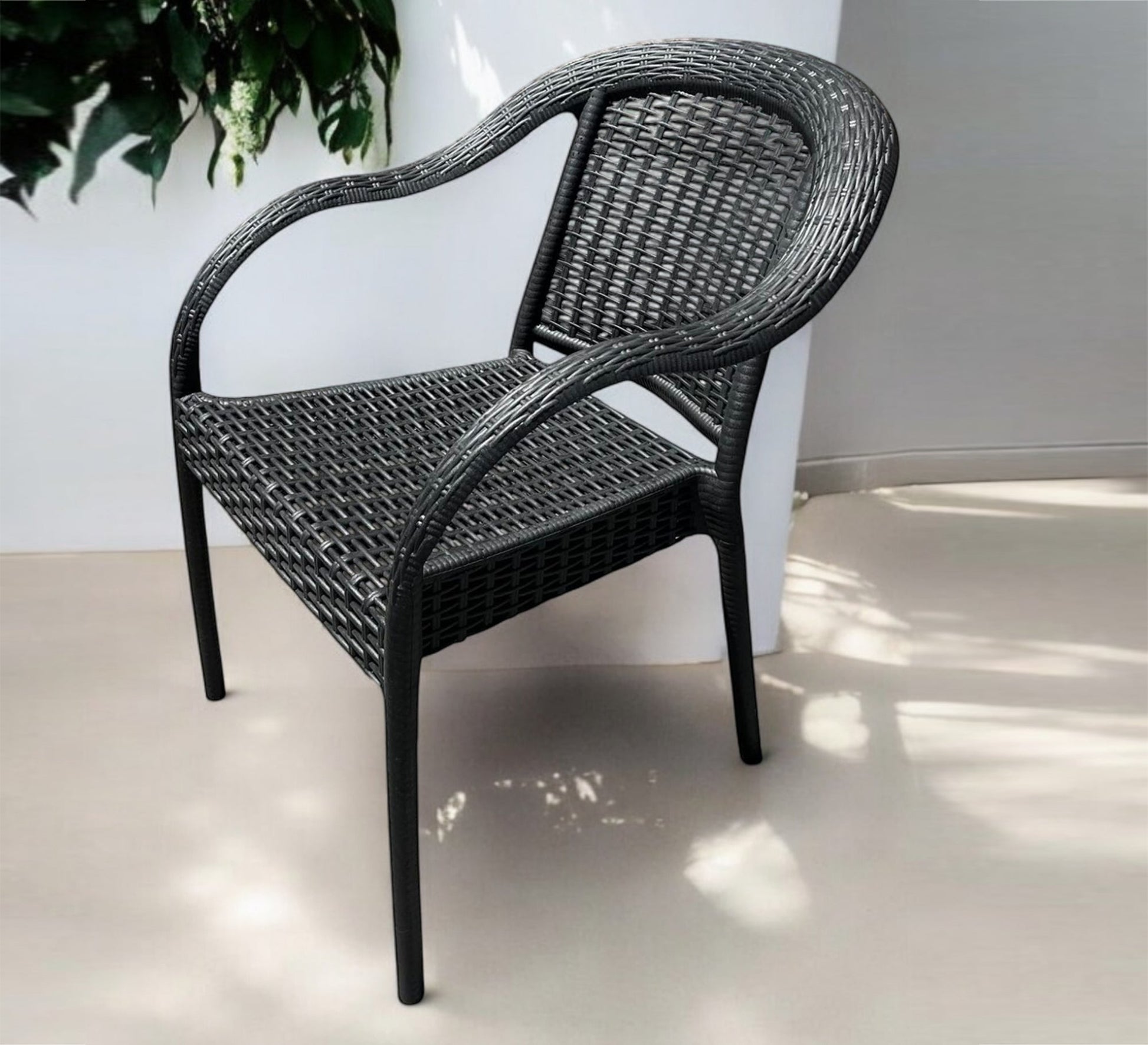 Stylish and durable black round outdoor seating set - Vitrine Furniture - Outdoor Products