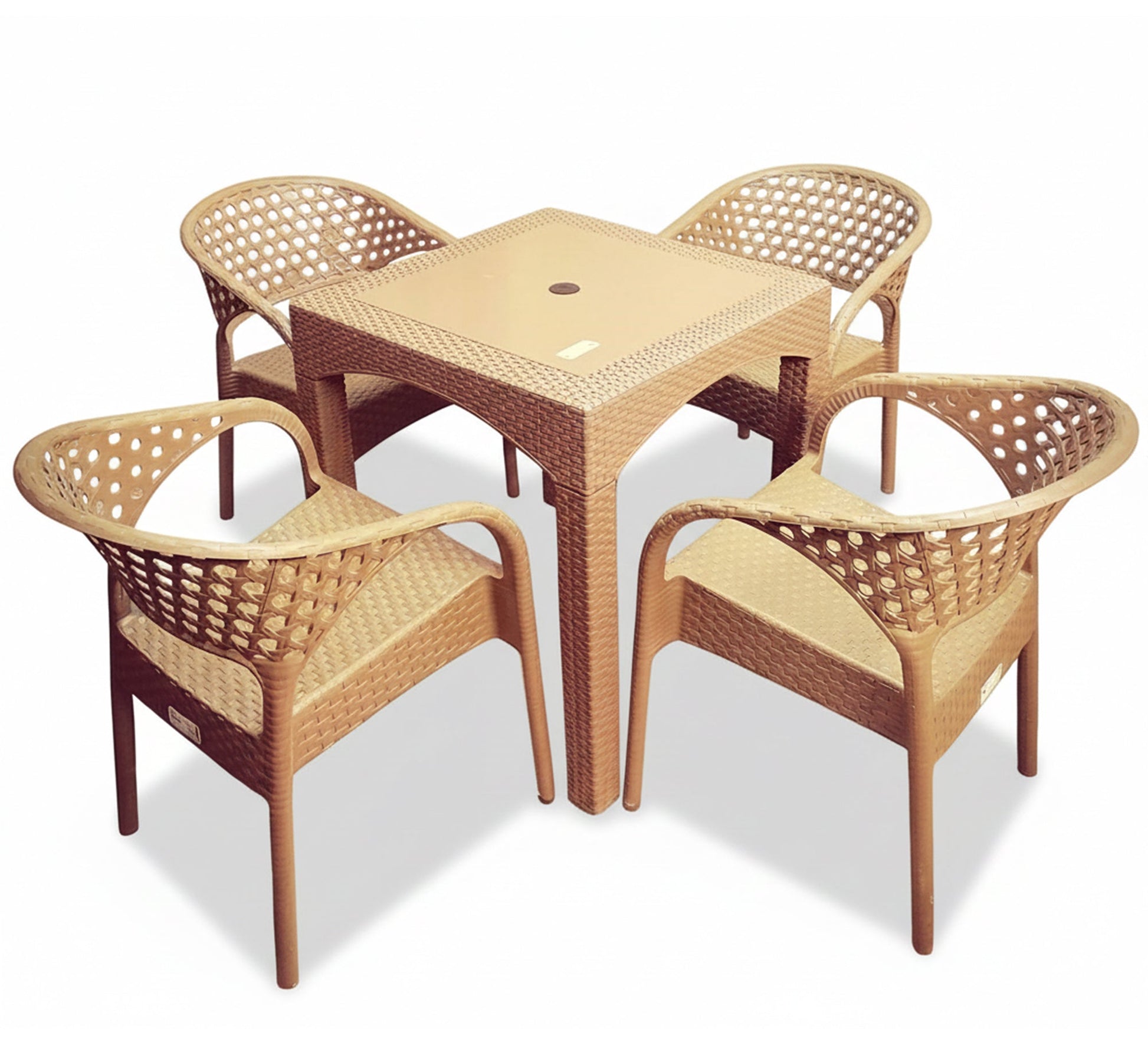 Stylish, comfortable, and durable outdoor furniture set - Vitrine Furniture - Outdoor Products