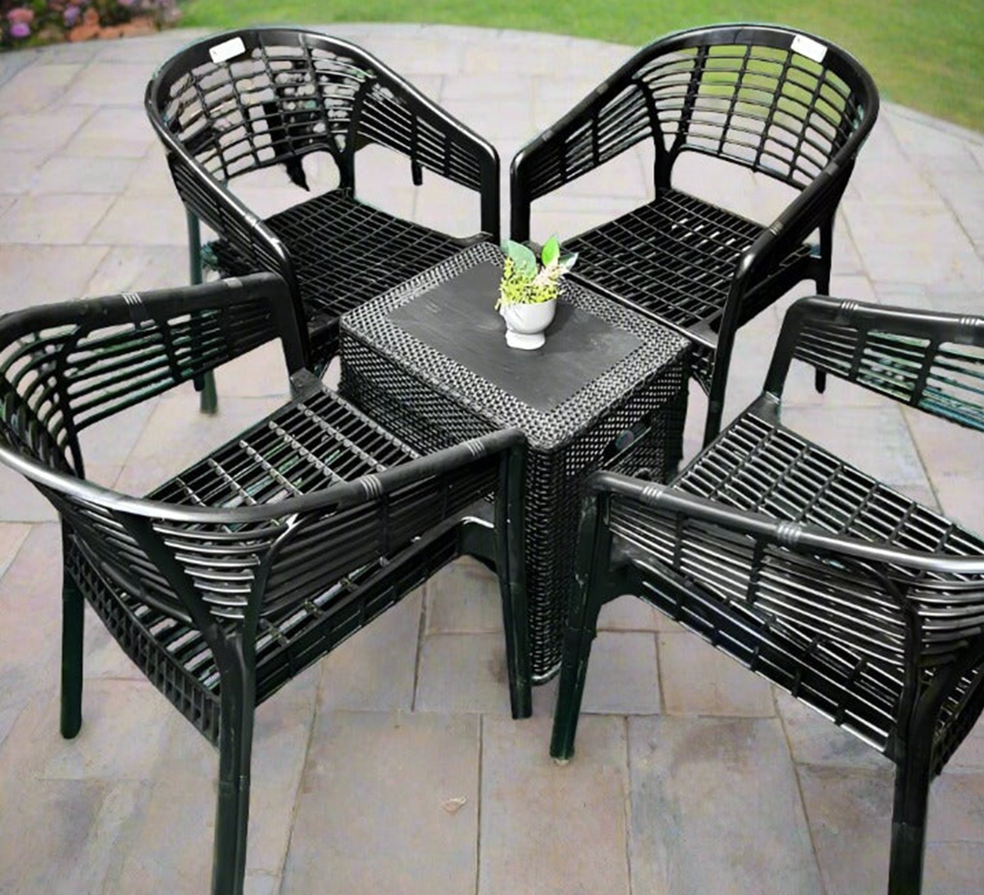 Stylish outdoor furniture set. - Vitrine Furniture - Outdoor Products