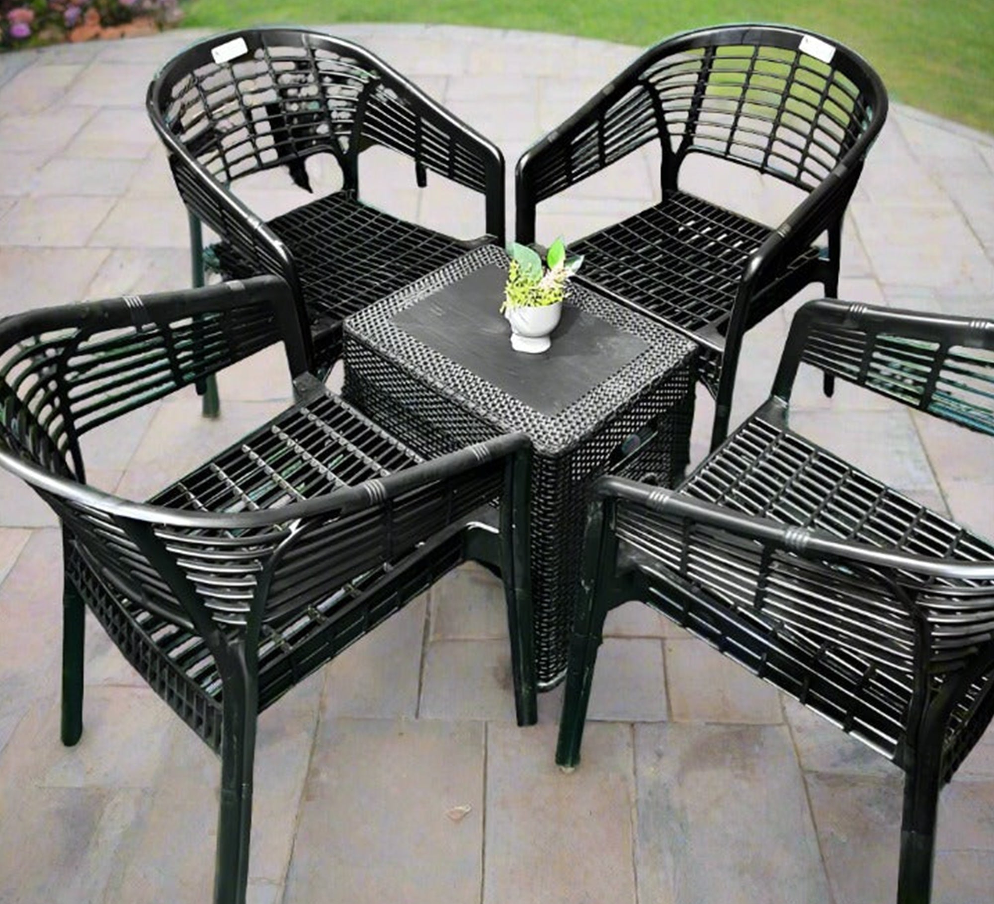 Stylish outdoor furniture set. - Vitrine Furniture - Outdoor Products