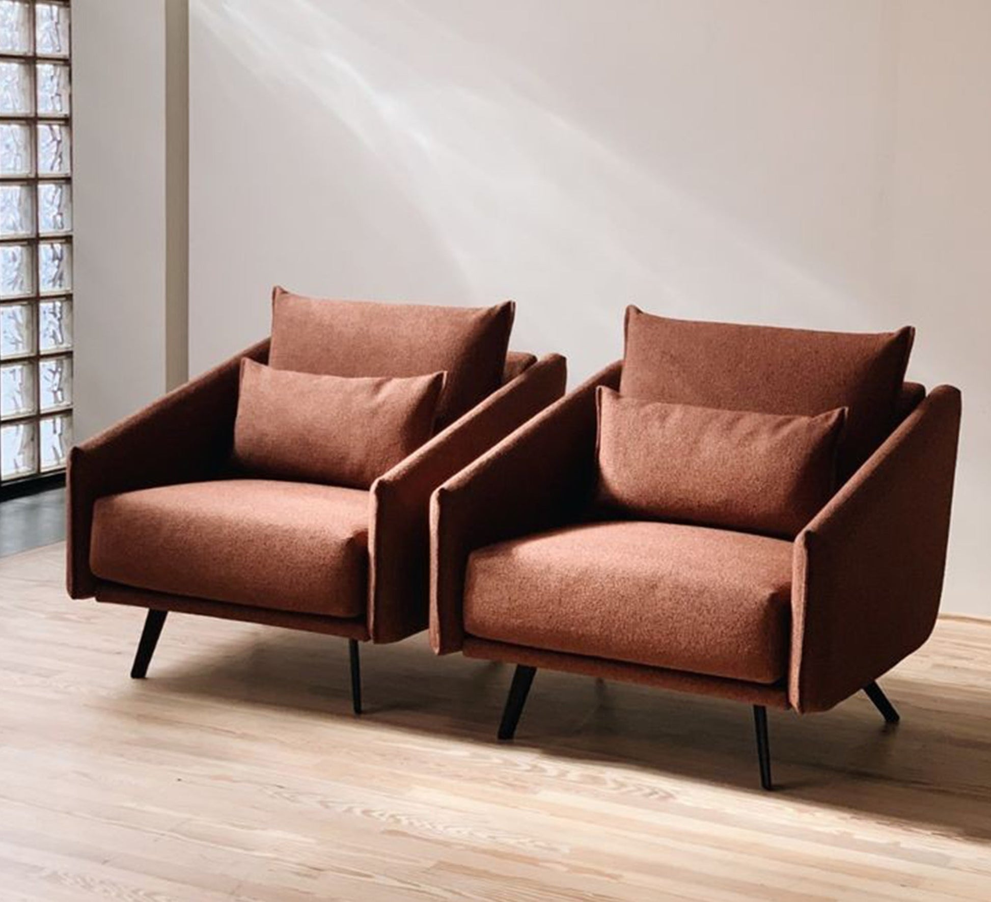 Superior comfort with a simple and elegant design - Vitrine Furniture - Furniture