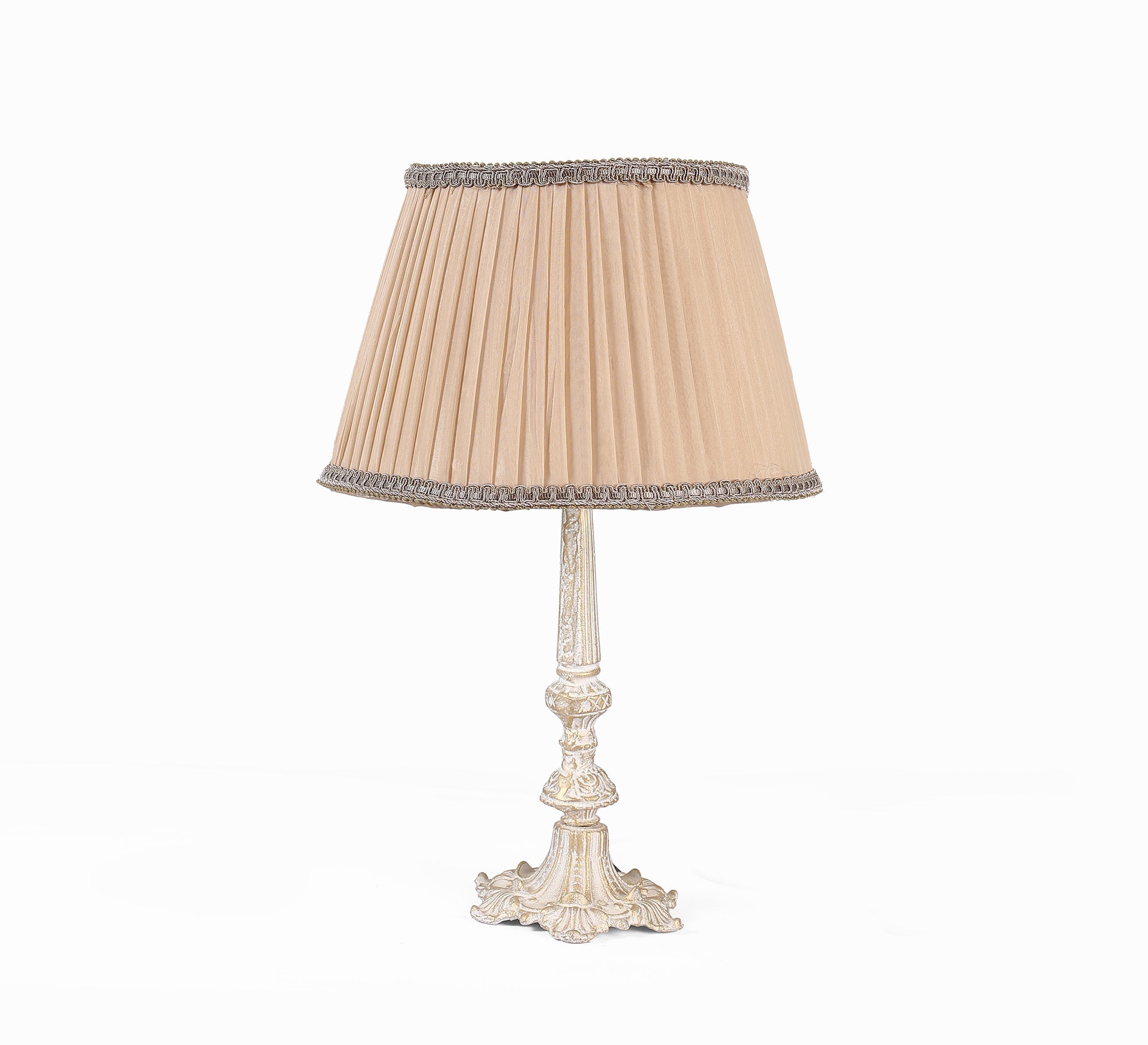 Table lamp with a antique classic touch - Vitrine Furniture - Lighting