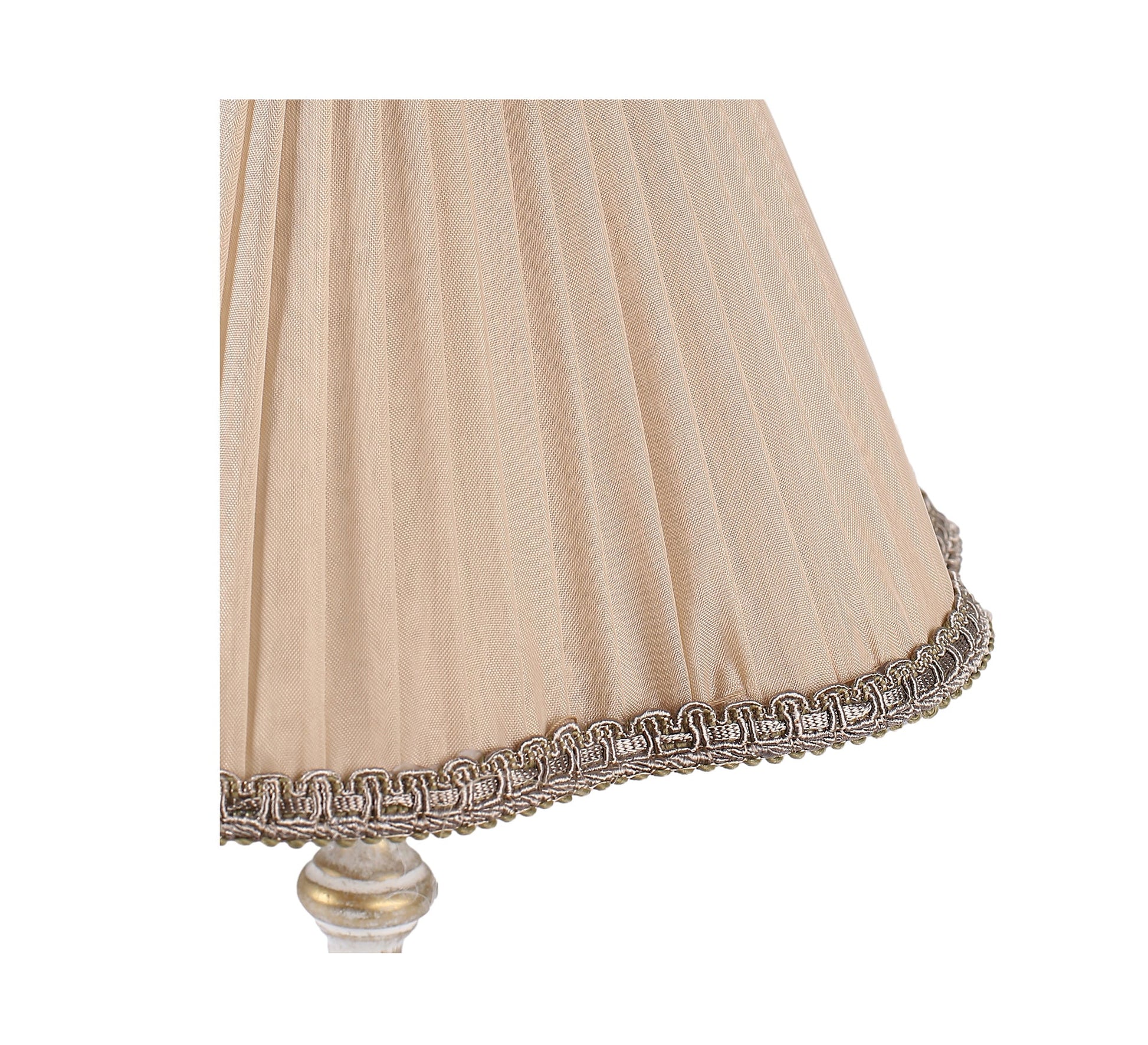 Table lamp with a classic finish - Vitrine Furniture - Lighting