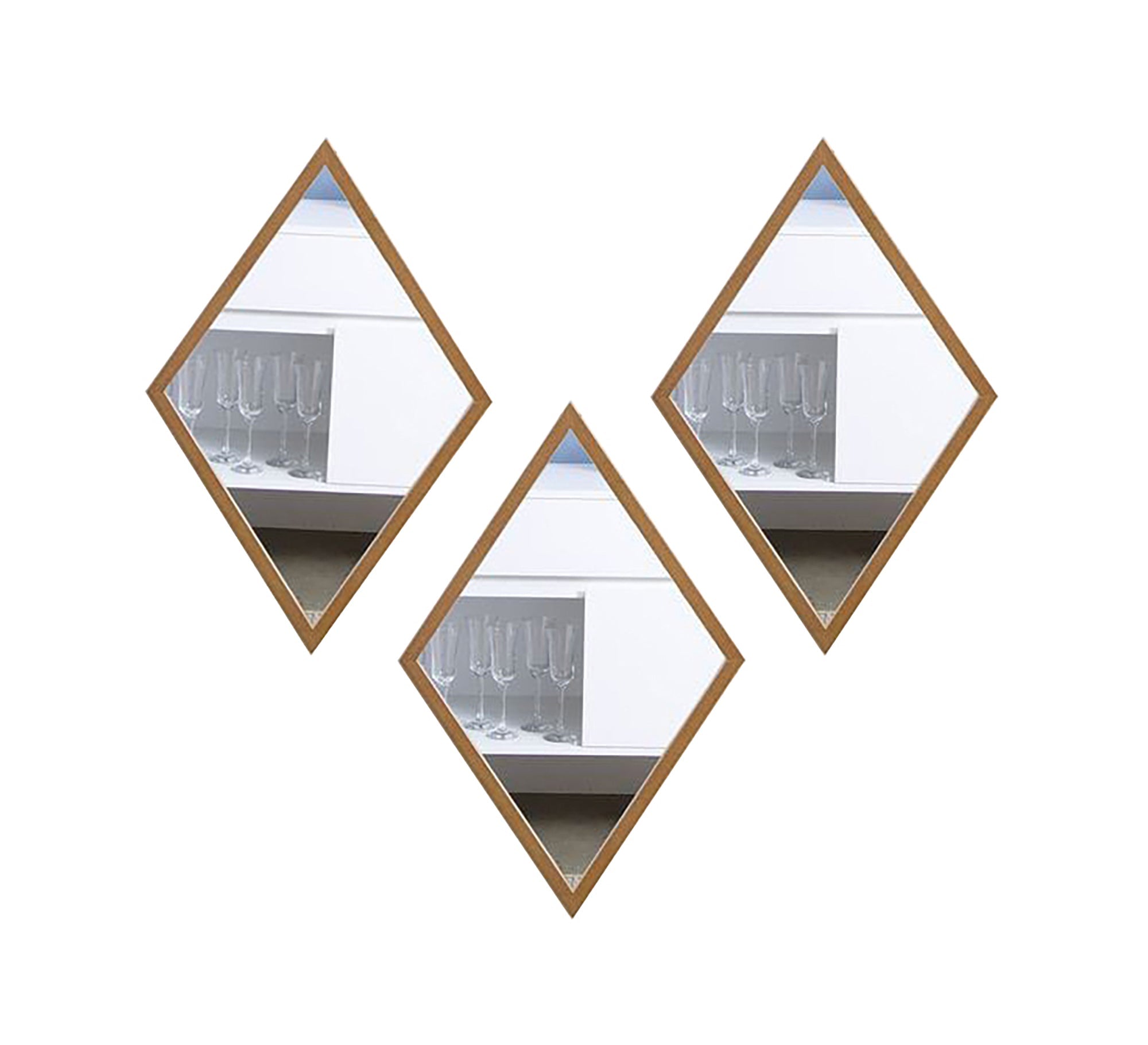 Three diamond - shaped mirrors arranged alternately - Vitrine Furniture - Décor
