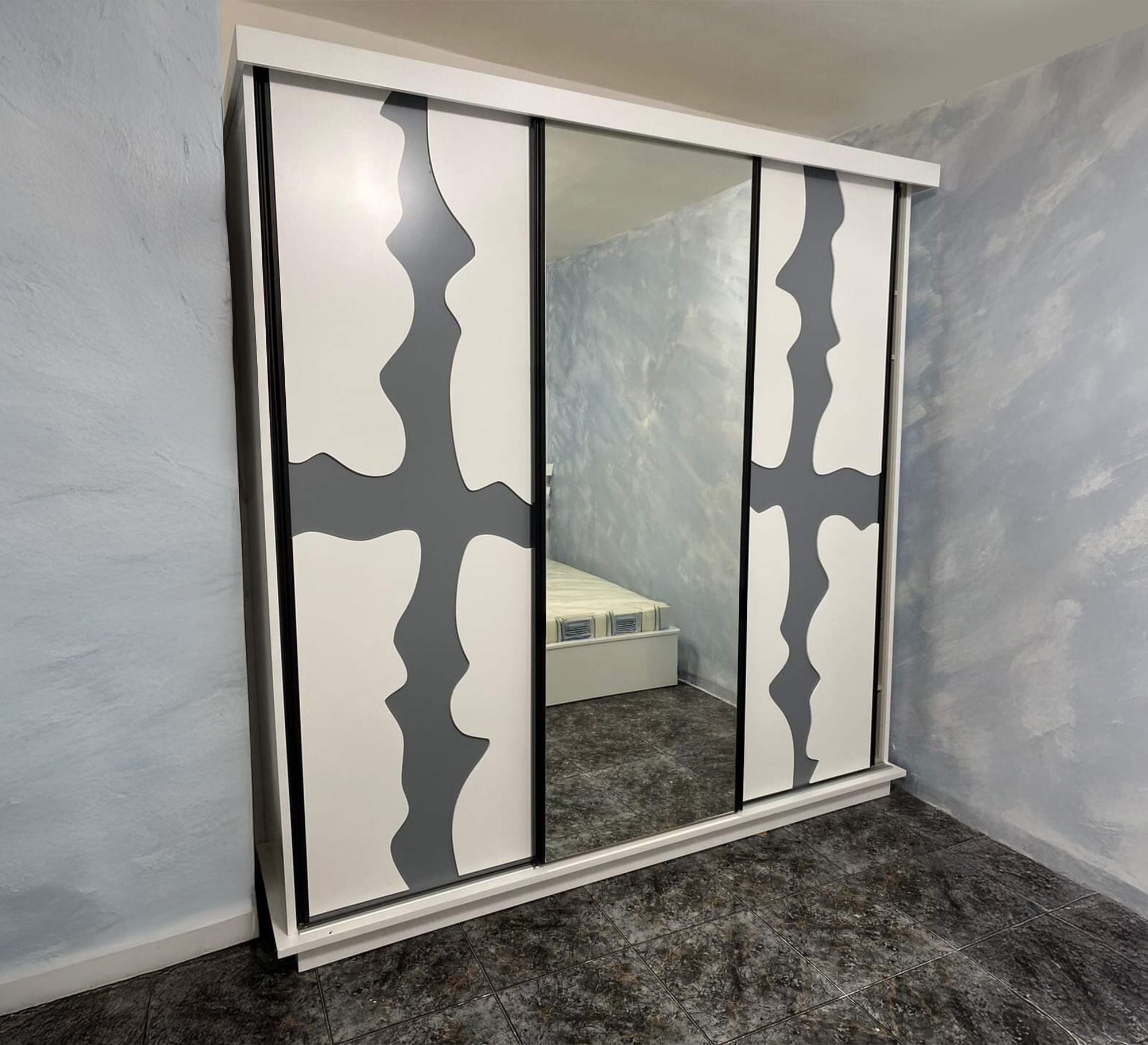 Three - door sliding wardrobe - Vitrine Furniture - Furniture