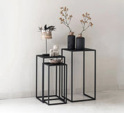 Three square tables of varying sizes - Vitrine Furniture - Furniture