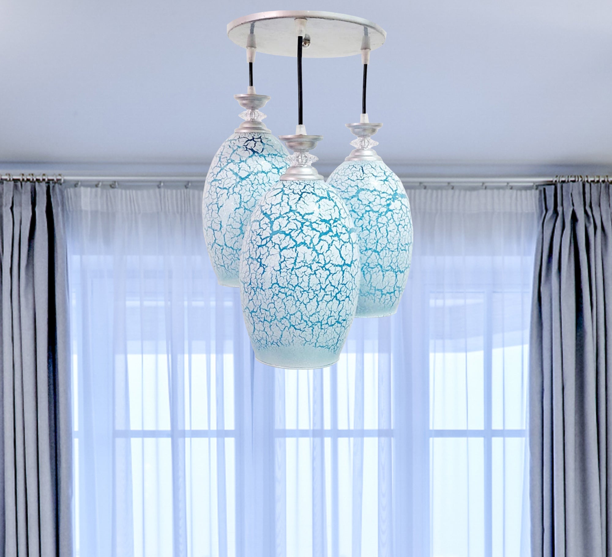 Triple Chandelier with Decorative Glass and Different Lengths - Vitrine Furniture - Lighting