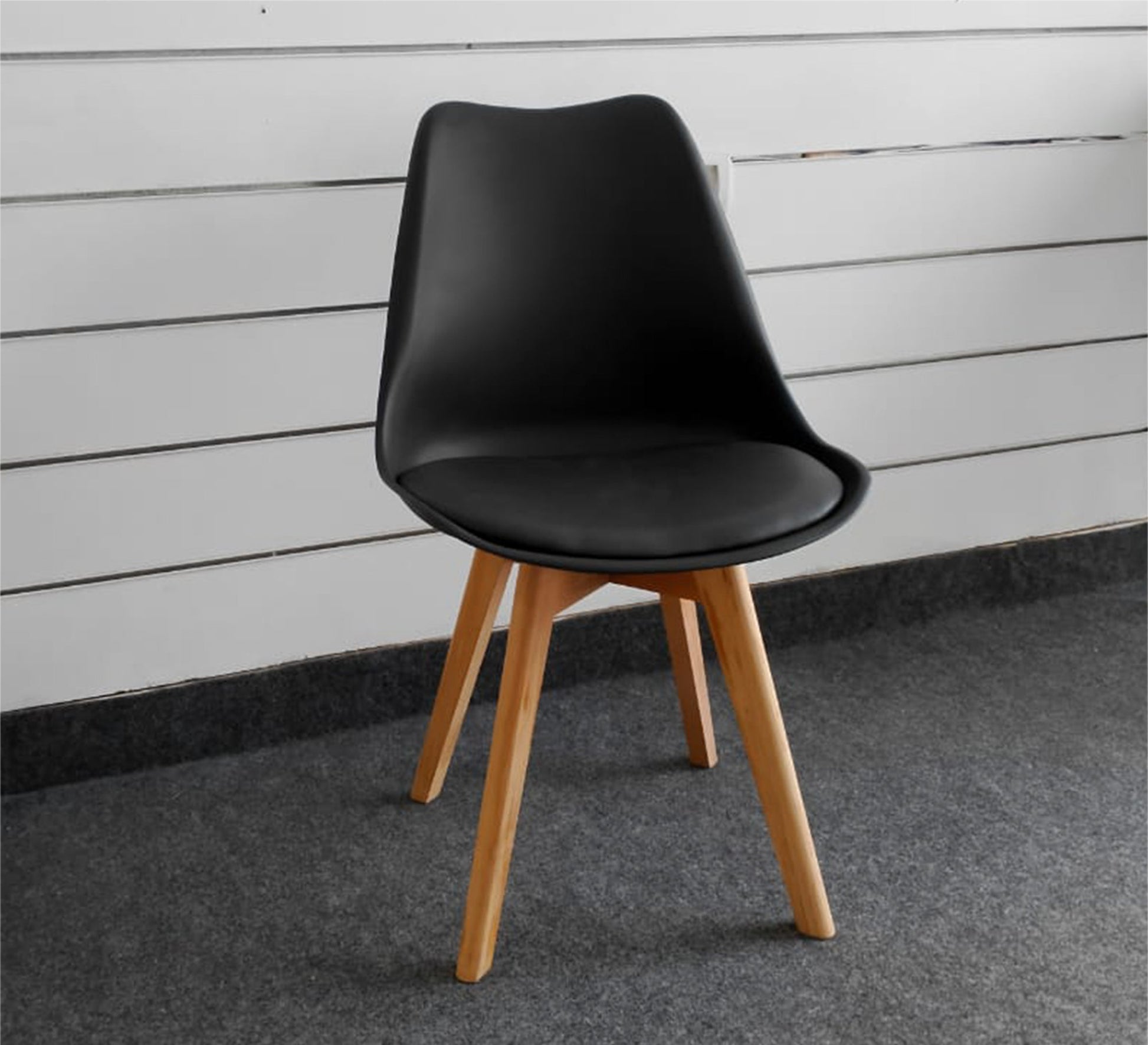 Tulip chair - Vitrine Furniture - Furniture