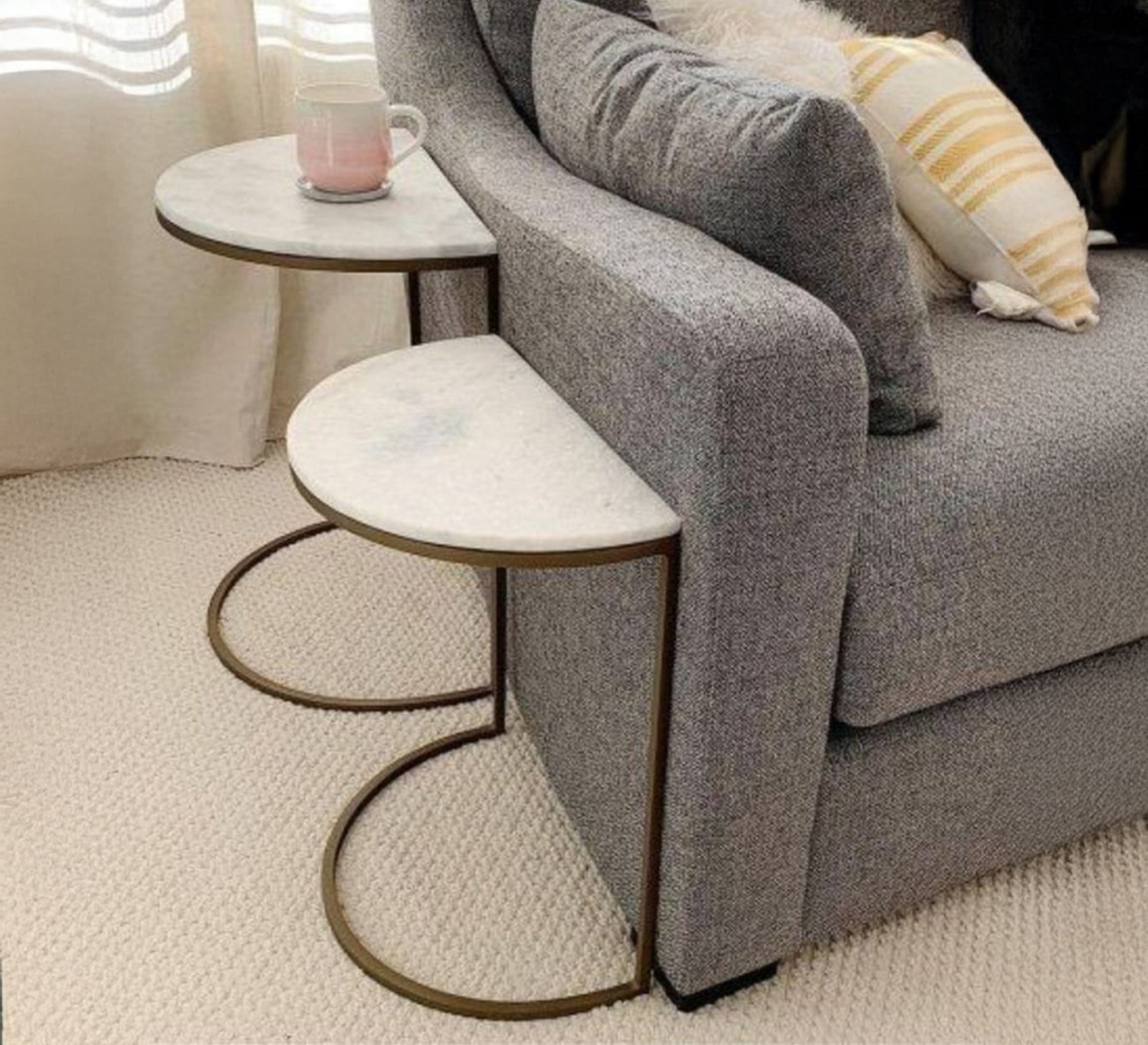 Two elegant side tables - Vitrine Furniture - Furniture