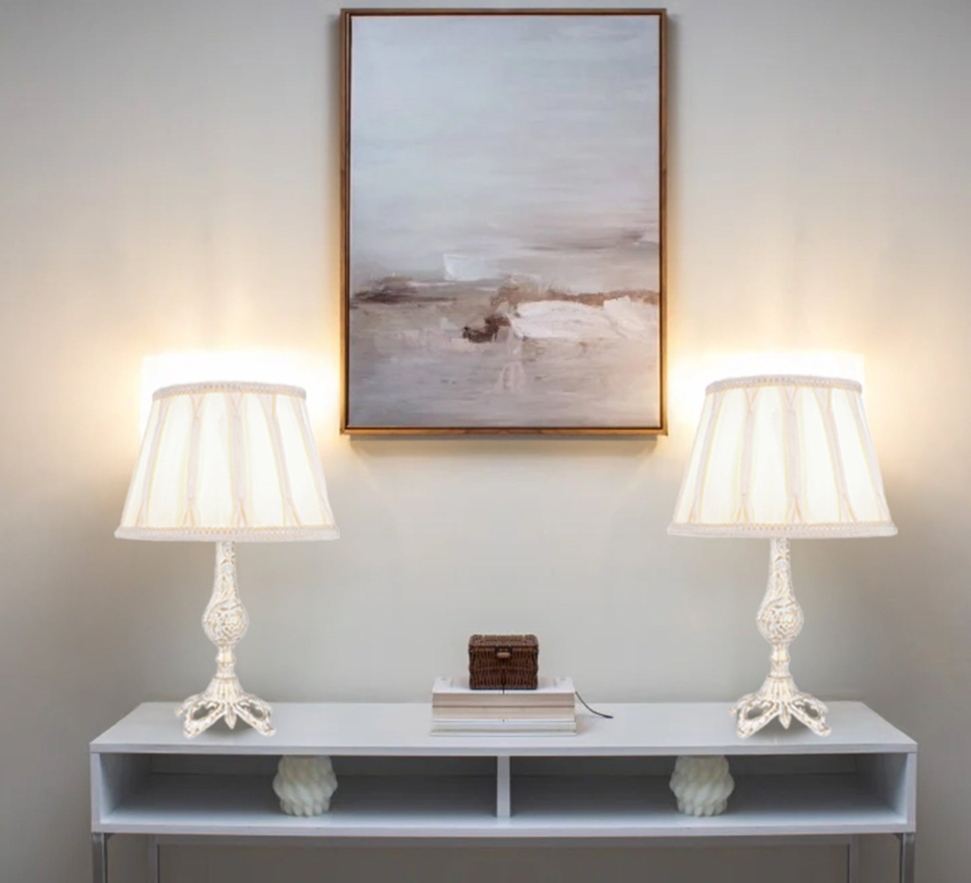 Two matching lamps to decorate the living room - Vitrine Furniture - Lighting