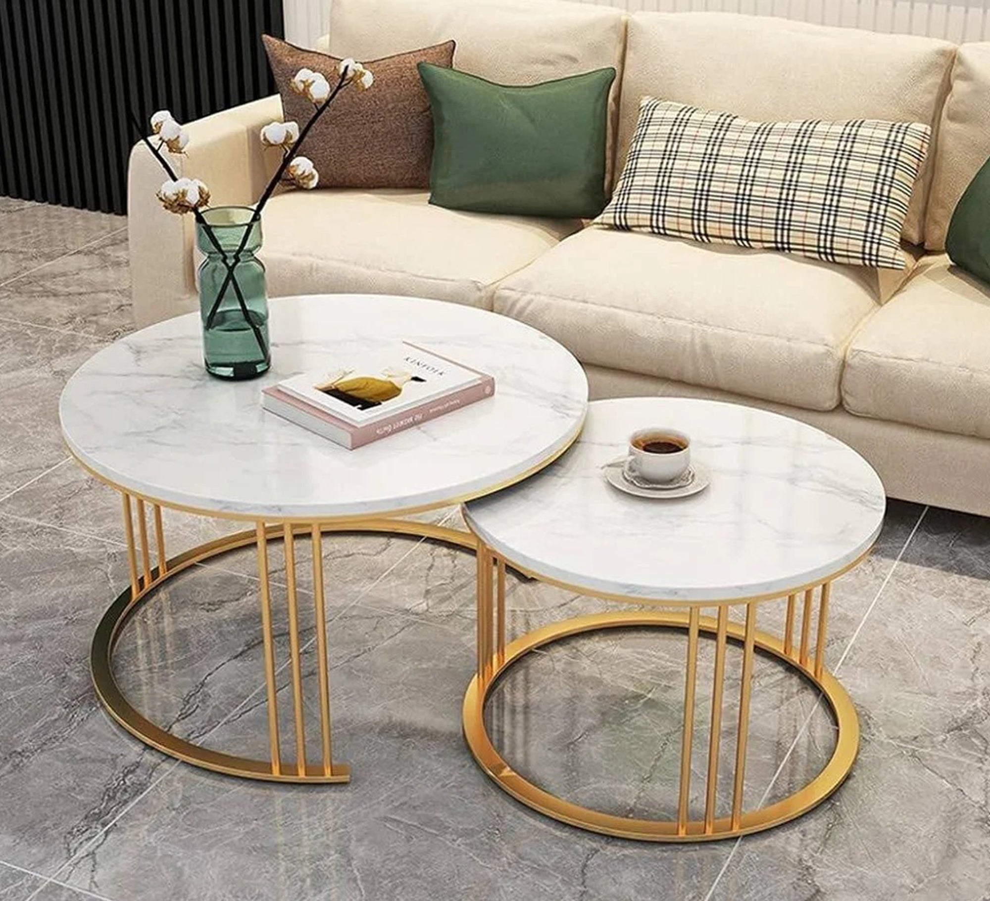 Two nesting tables in a gold design - Vitrine Furniture - Furniture