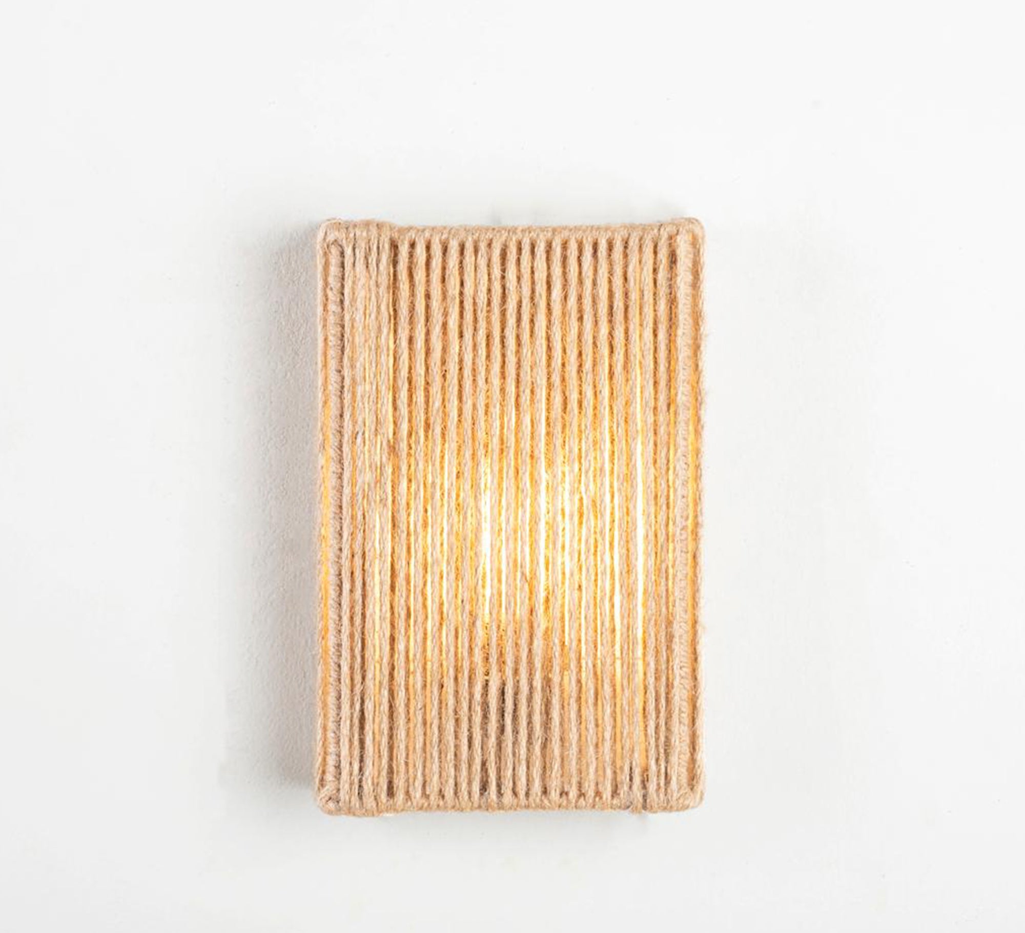 Wall lamp with a distinctive handcrafted design - Vitrine Furniture - Lighting