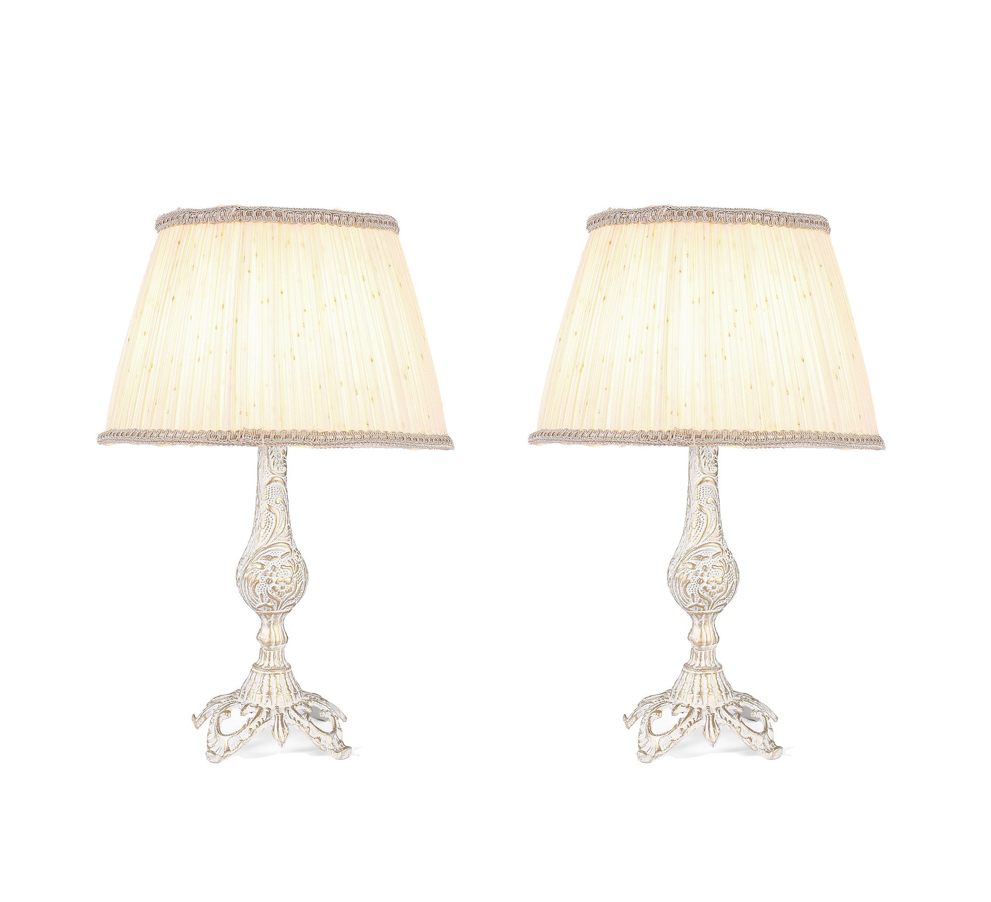 Warm lighting for classic home decor - Vitrine Furniture - Lighting