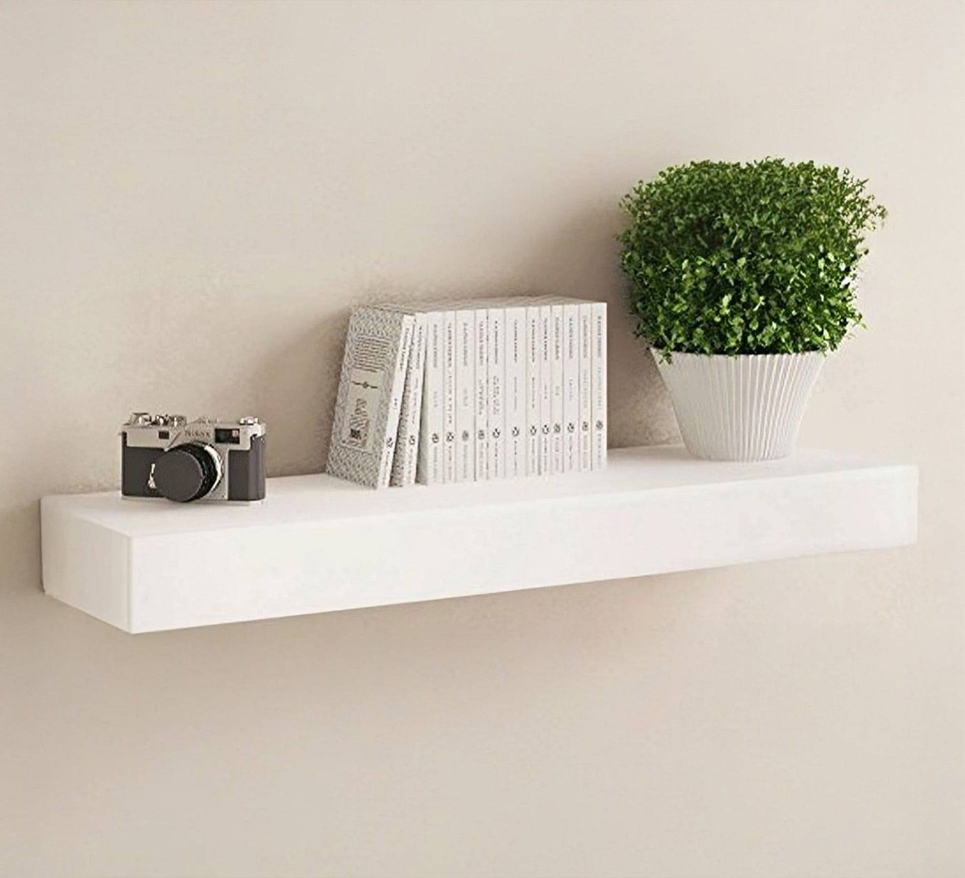 White hanging shelf for decorative items - Vitrine Furniture - Décor