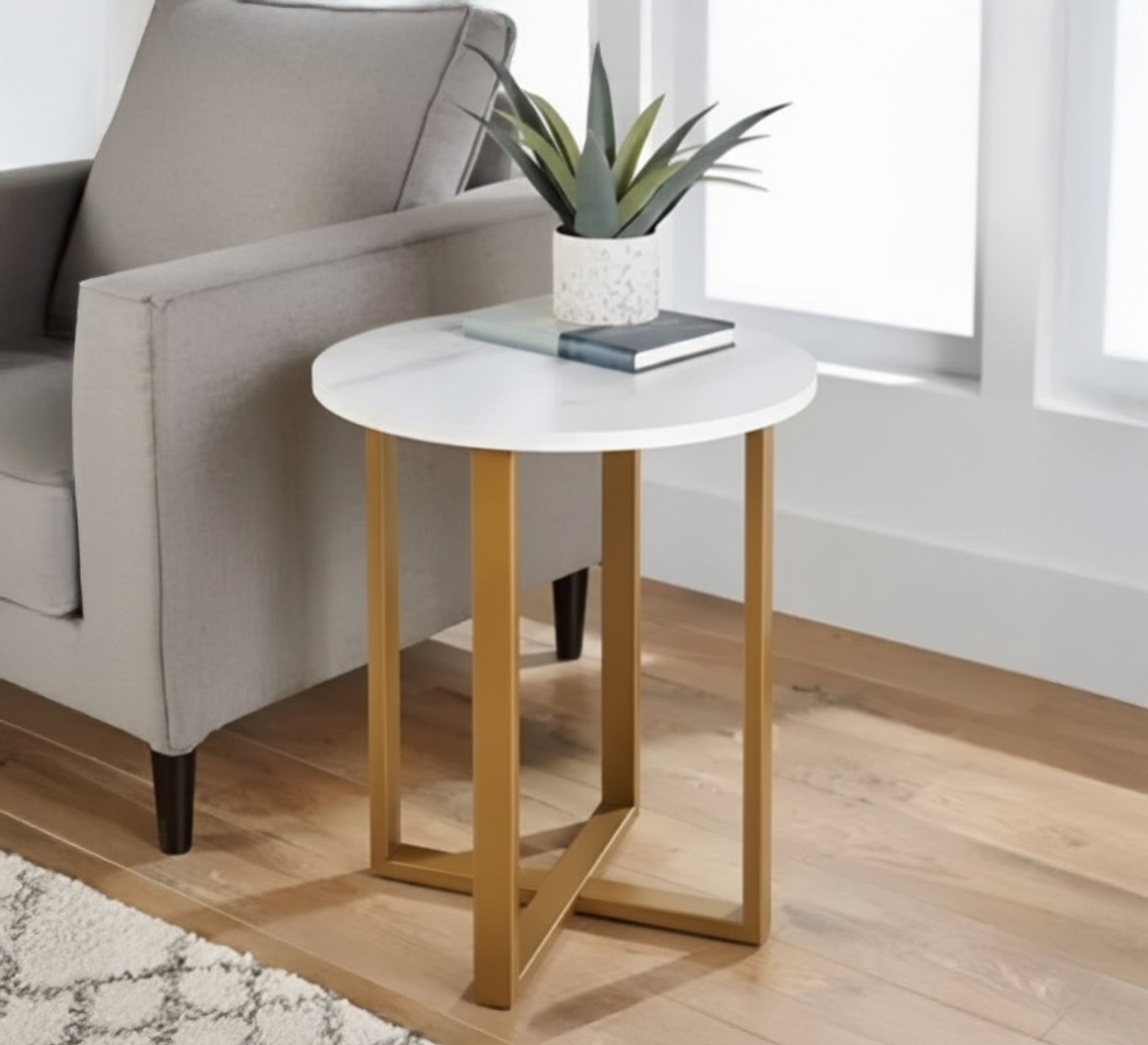 White marble side table with a gold base - Vitrine Furniture - Furniture