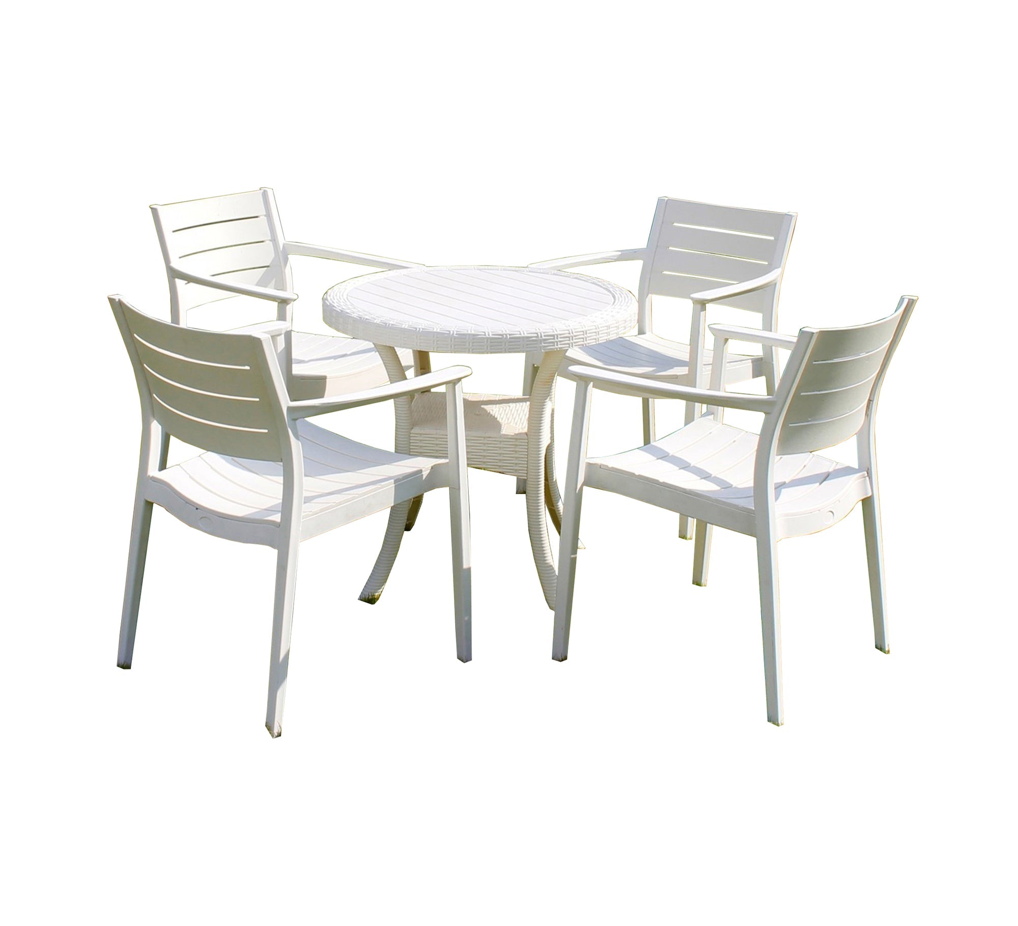 White outdoor dining set with a classic and elegant design - Vitrine Furniture - Outdoor Products