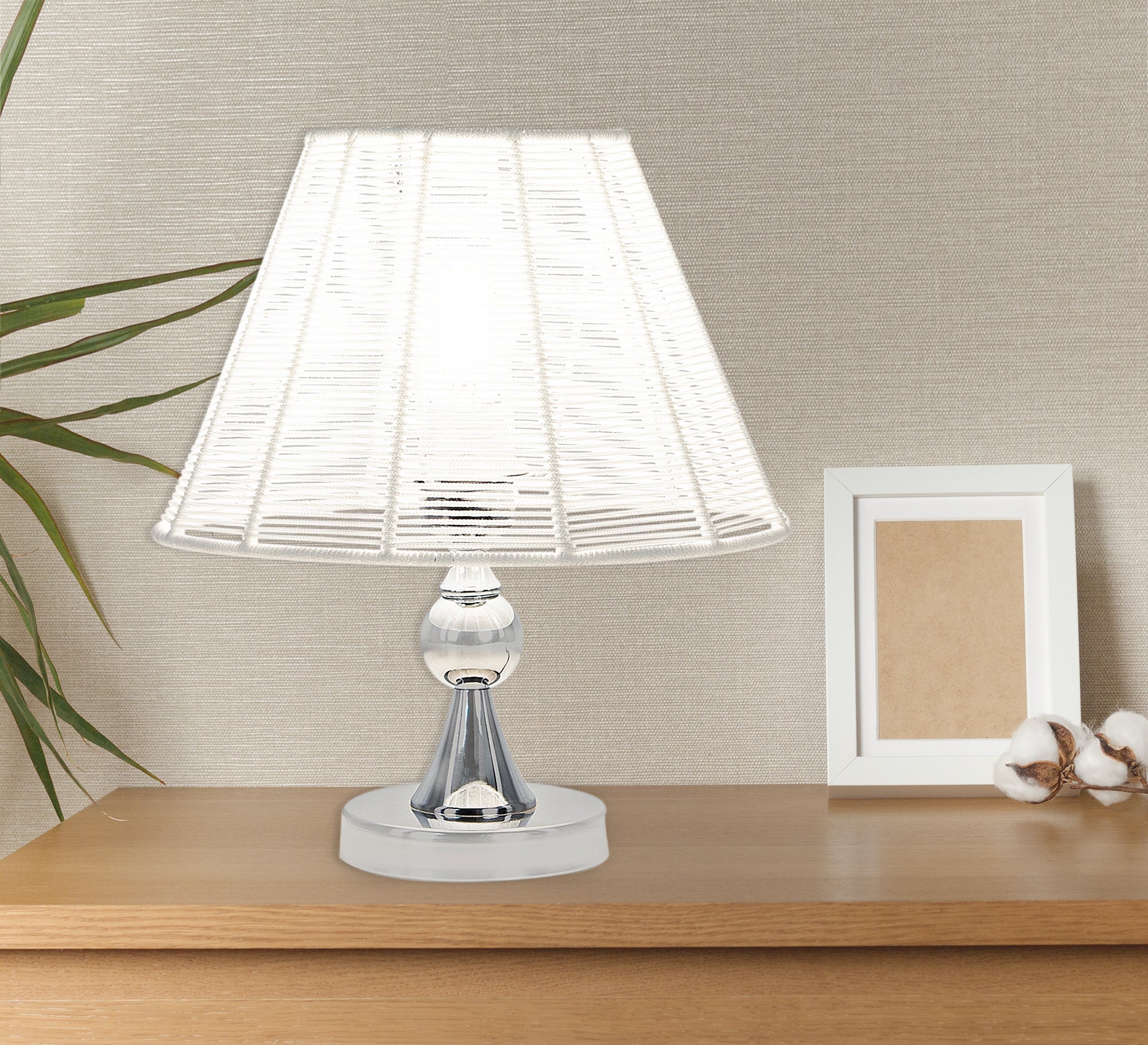 White woven thread lampshade cone - Vitrine Furniture - Lighting