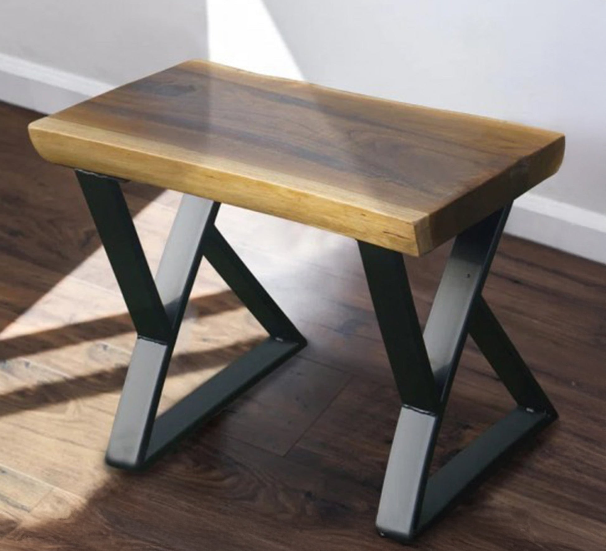 Wooden bench with metal legs - Vitrine Furniture - Furniture