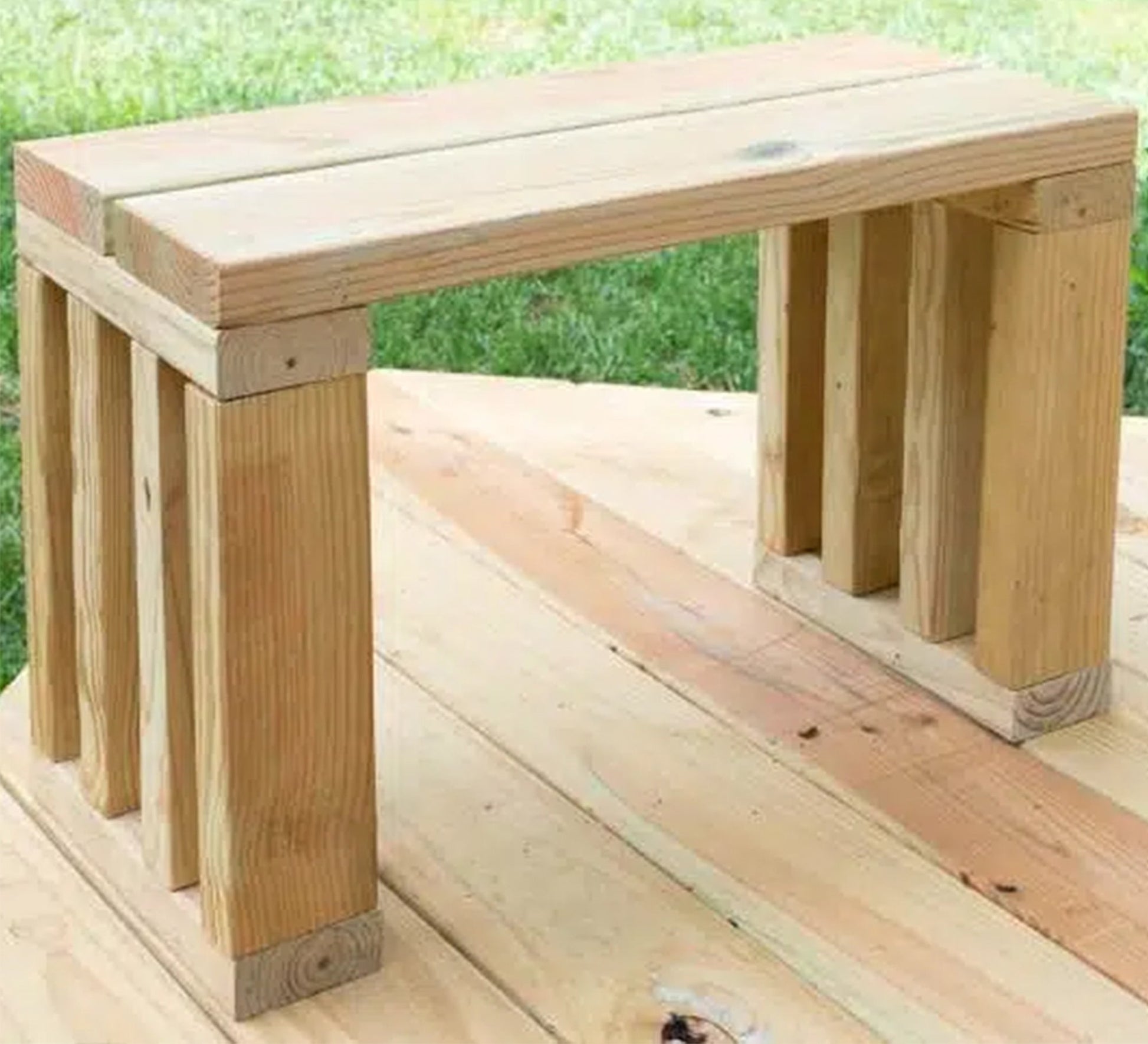 Wooden Garden Bench - Vitrine Furniture - Outdoor Products