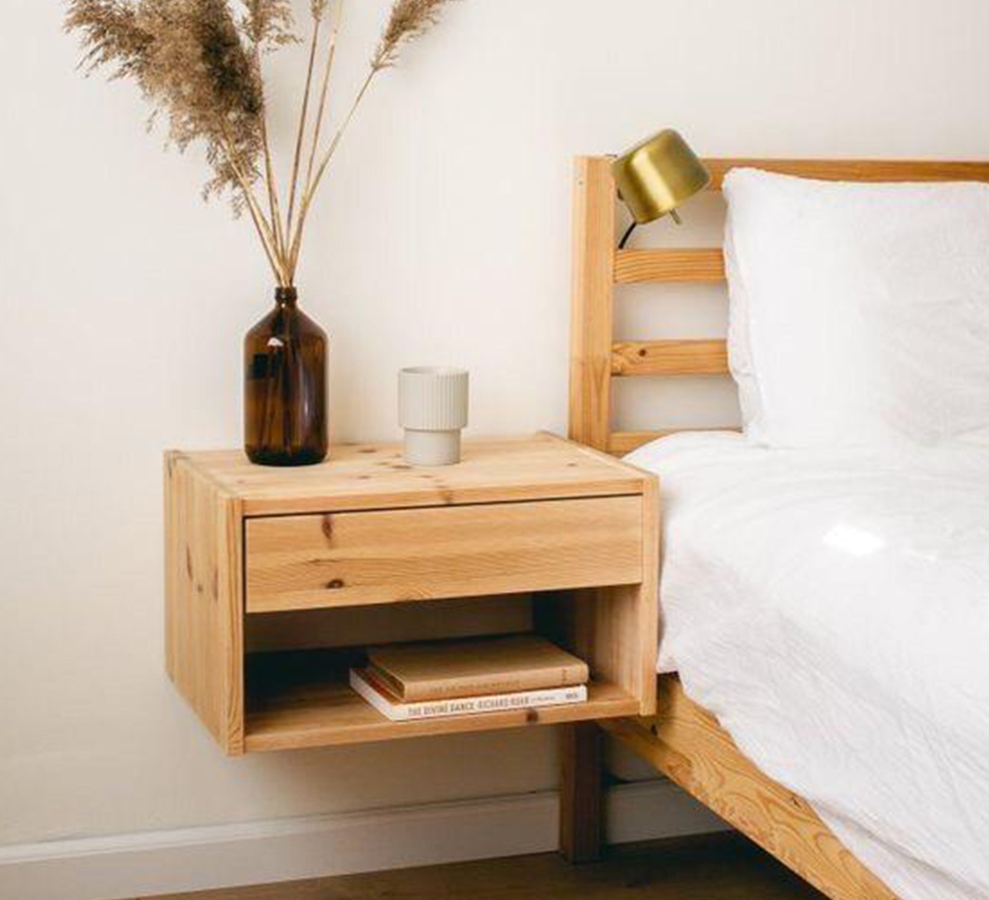 Wooden hanging table with practical and elegant storage - Vitrine Furniture - Furniture